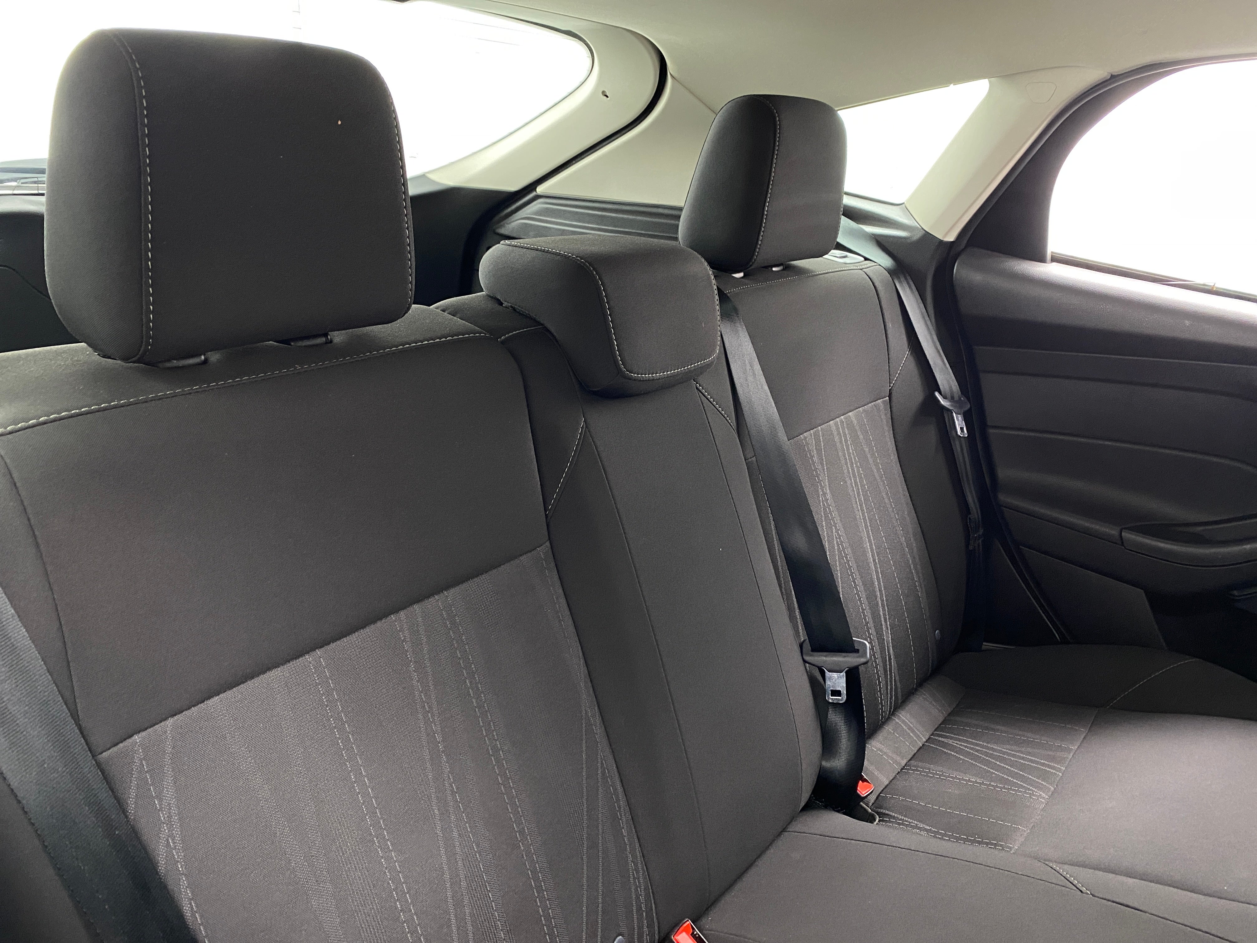 2018 Ford Focus SE 6