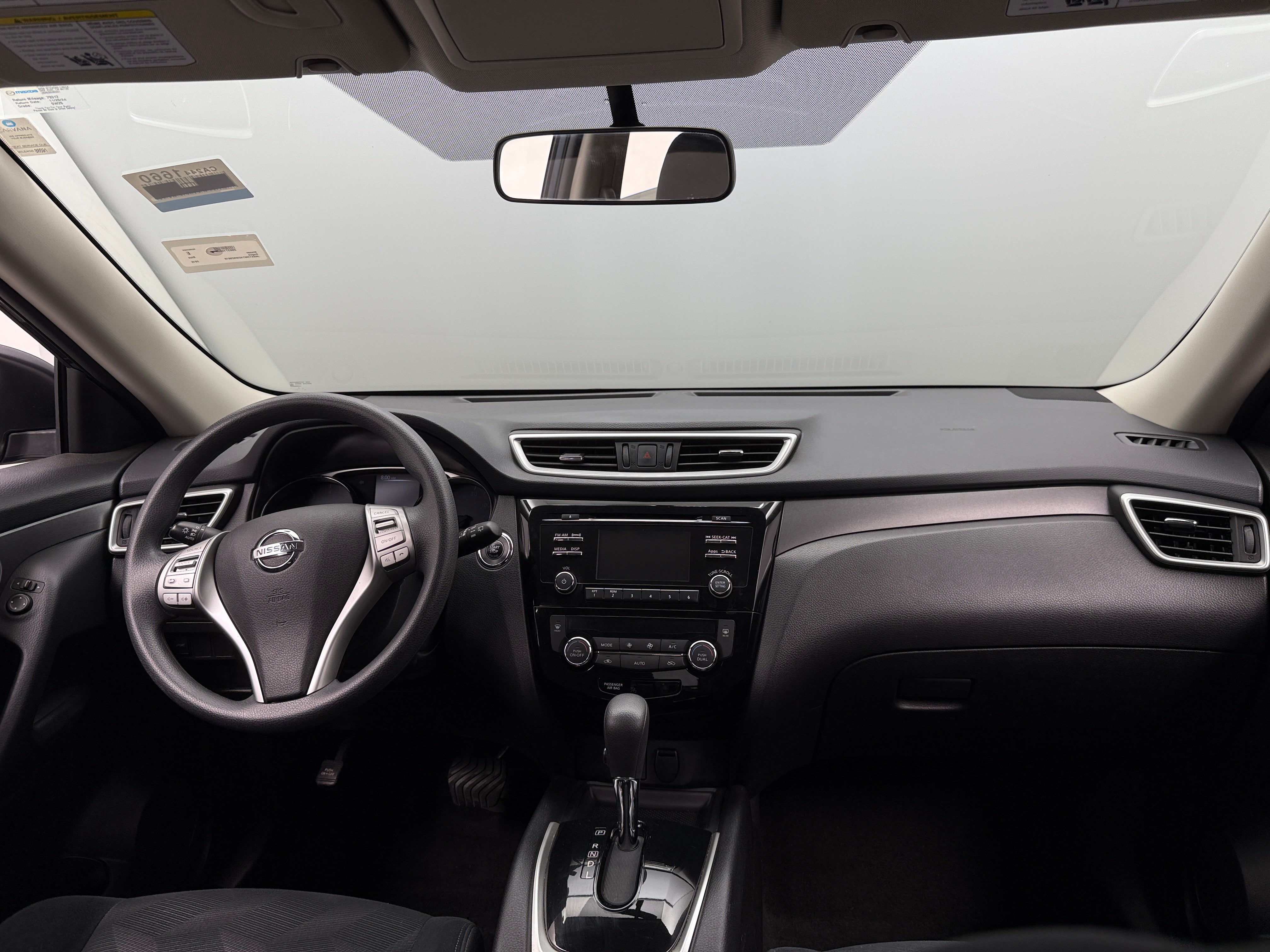 2016 Nissan Rogue SV 3