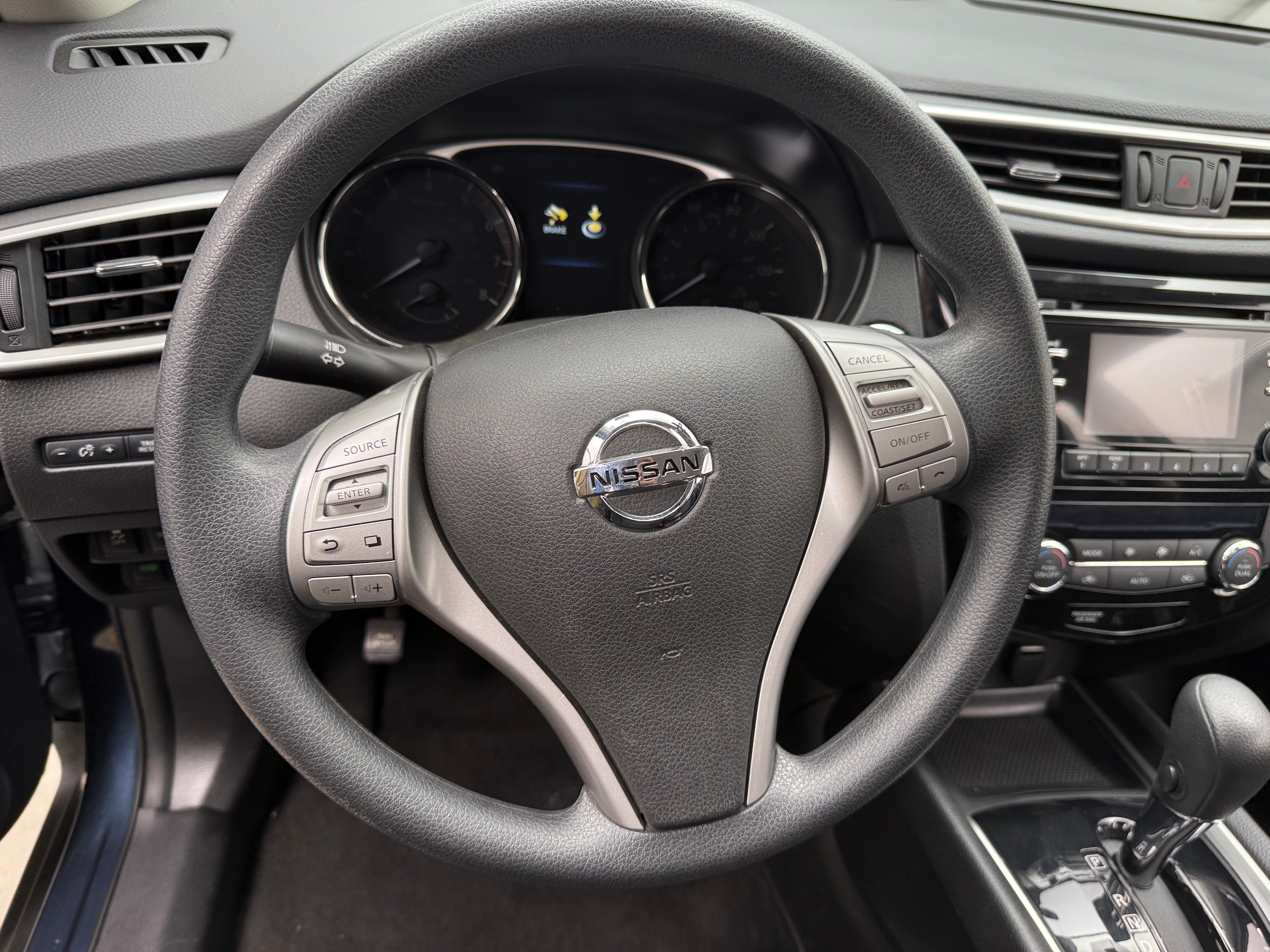 2016 Nissan Rogue SV 5