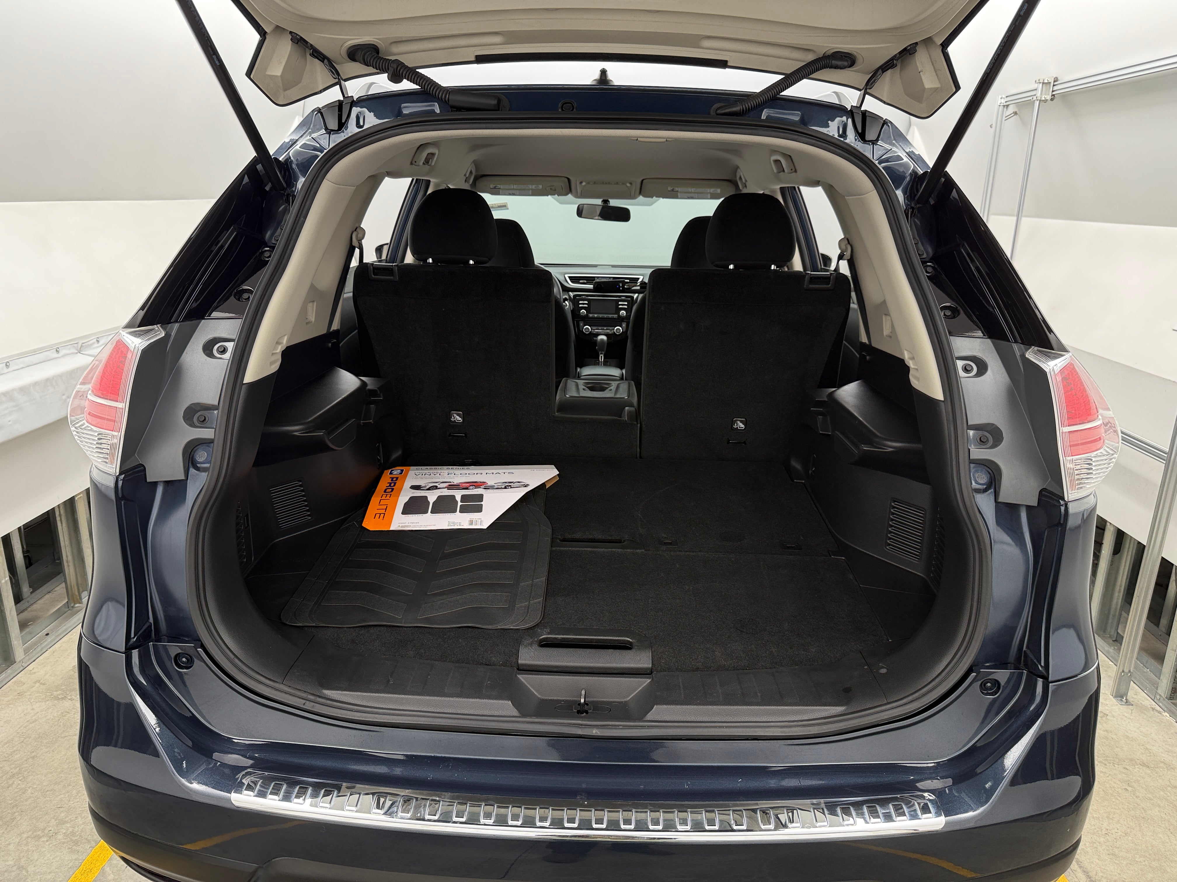 2016 Nissan Rogue SV 7