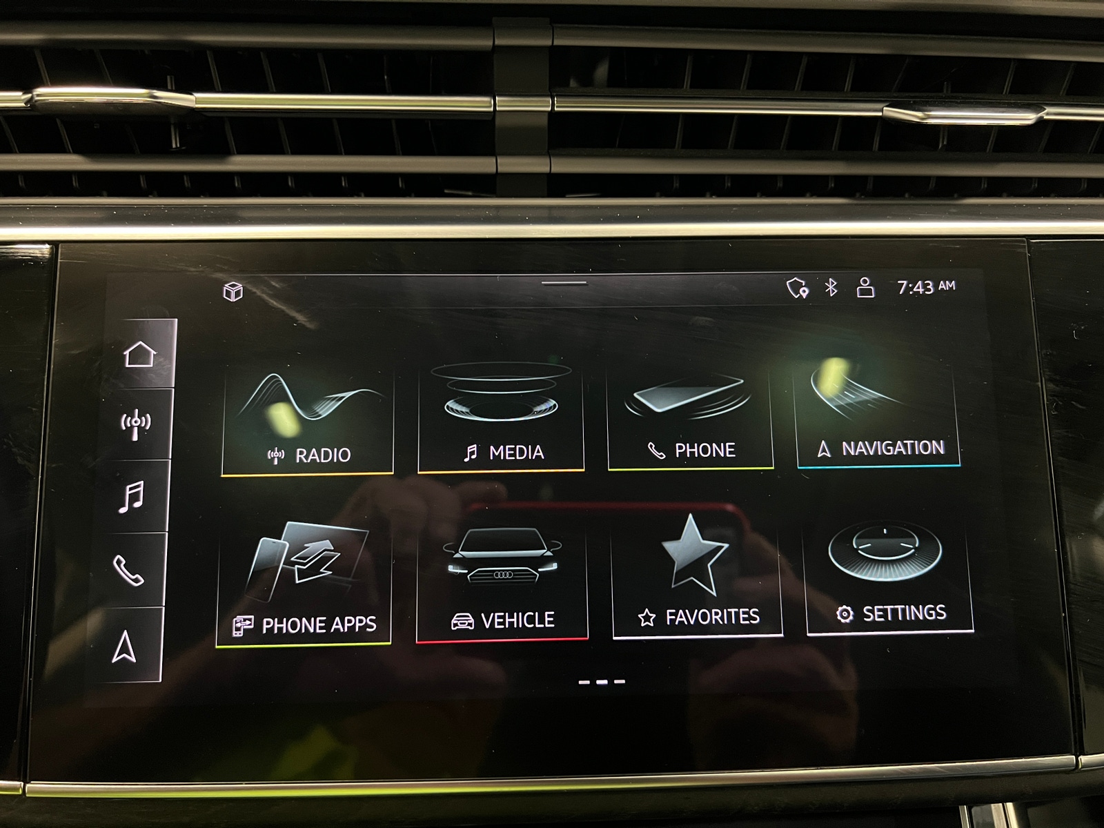 Thumbnail: 2022 Audi Q8 - 3