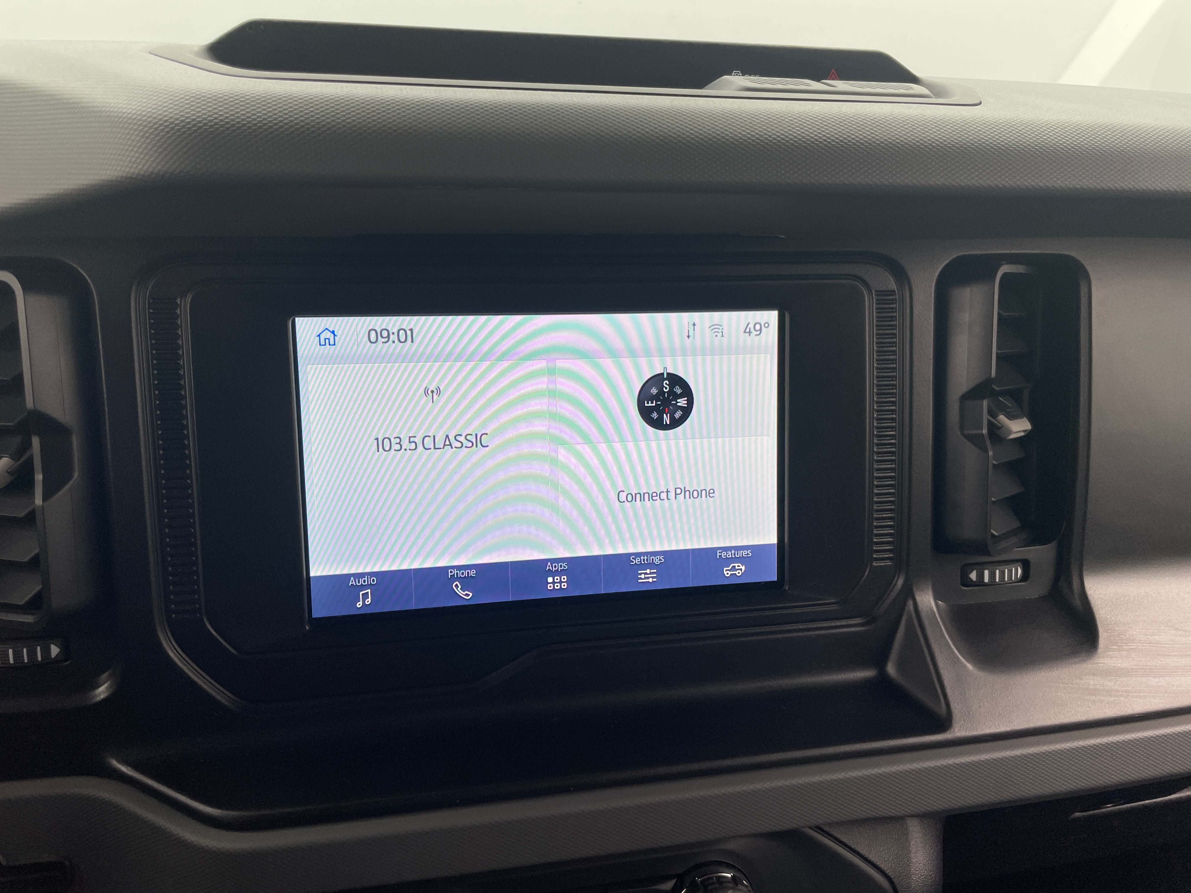 2023 Ford Bronco Base 4