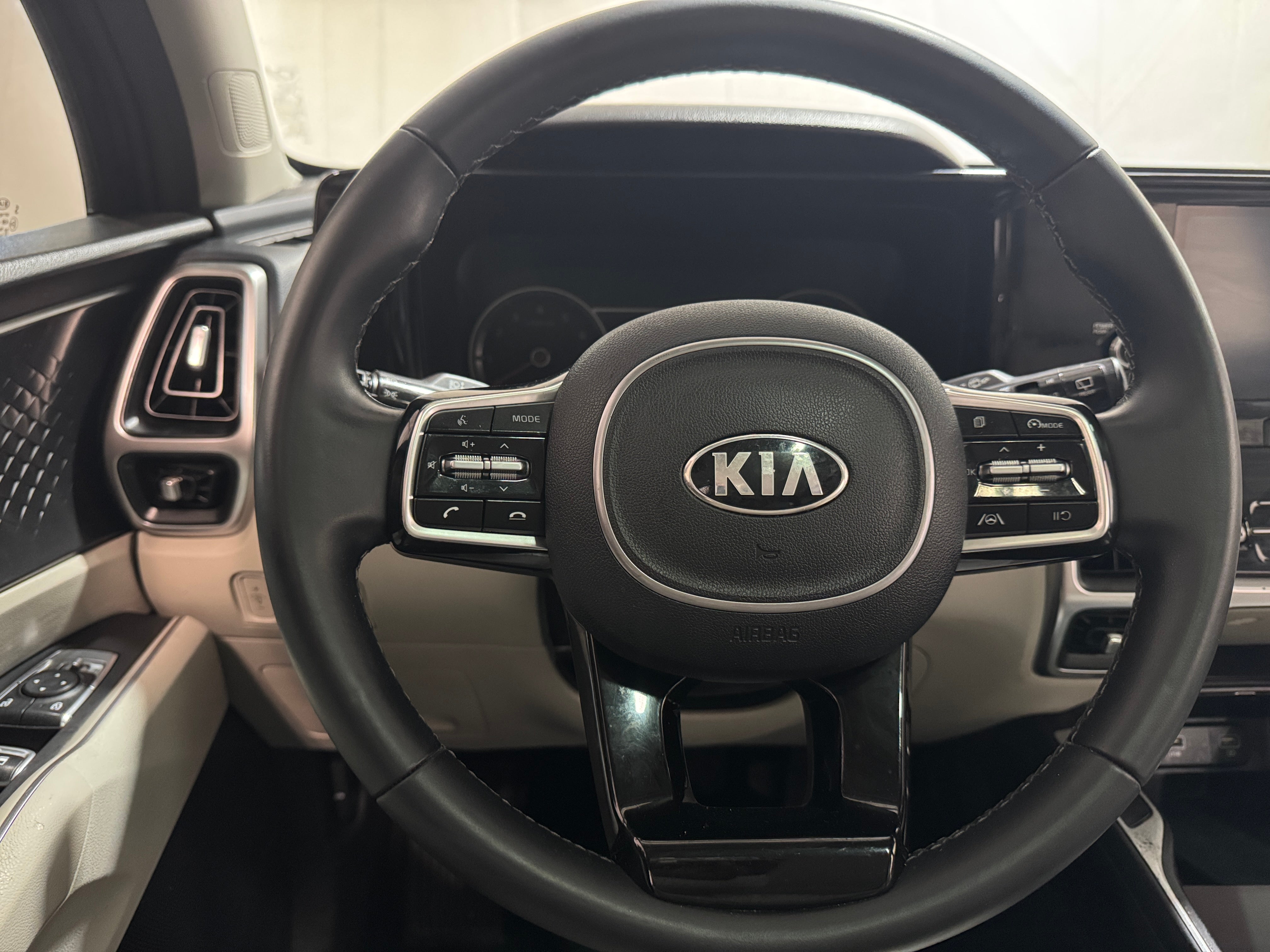 2021 Kia Sorento S 5