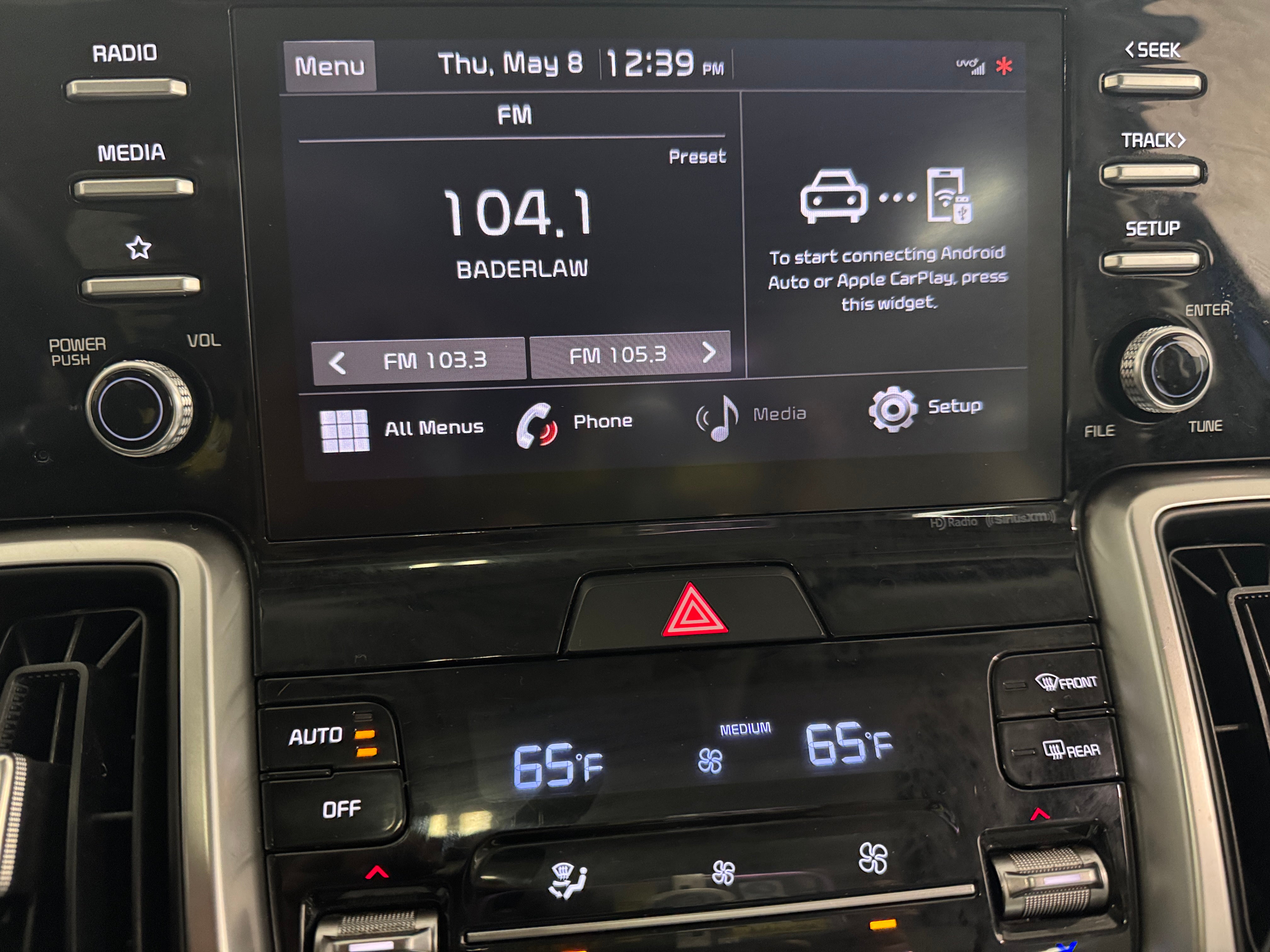 2021 Kia Sorento S 4