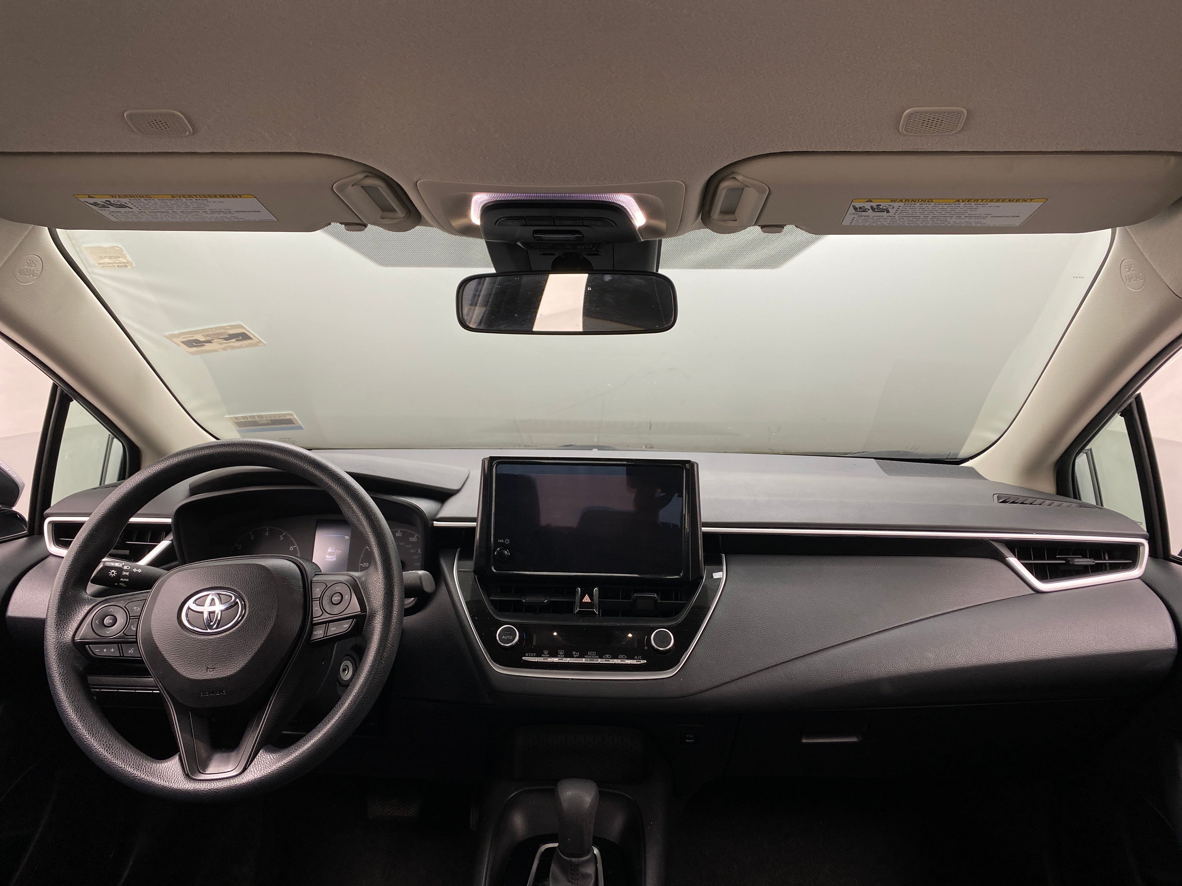 2023 Toyota Corolla LE 3