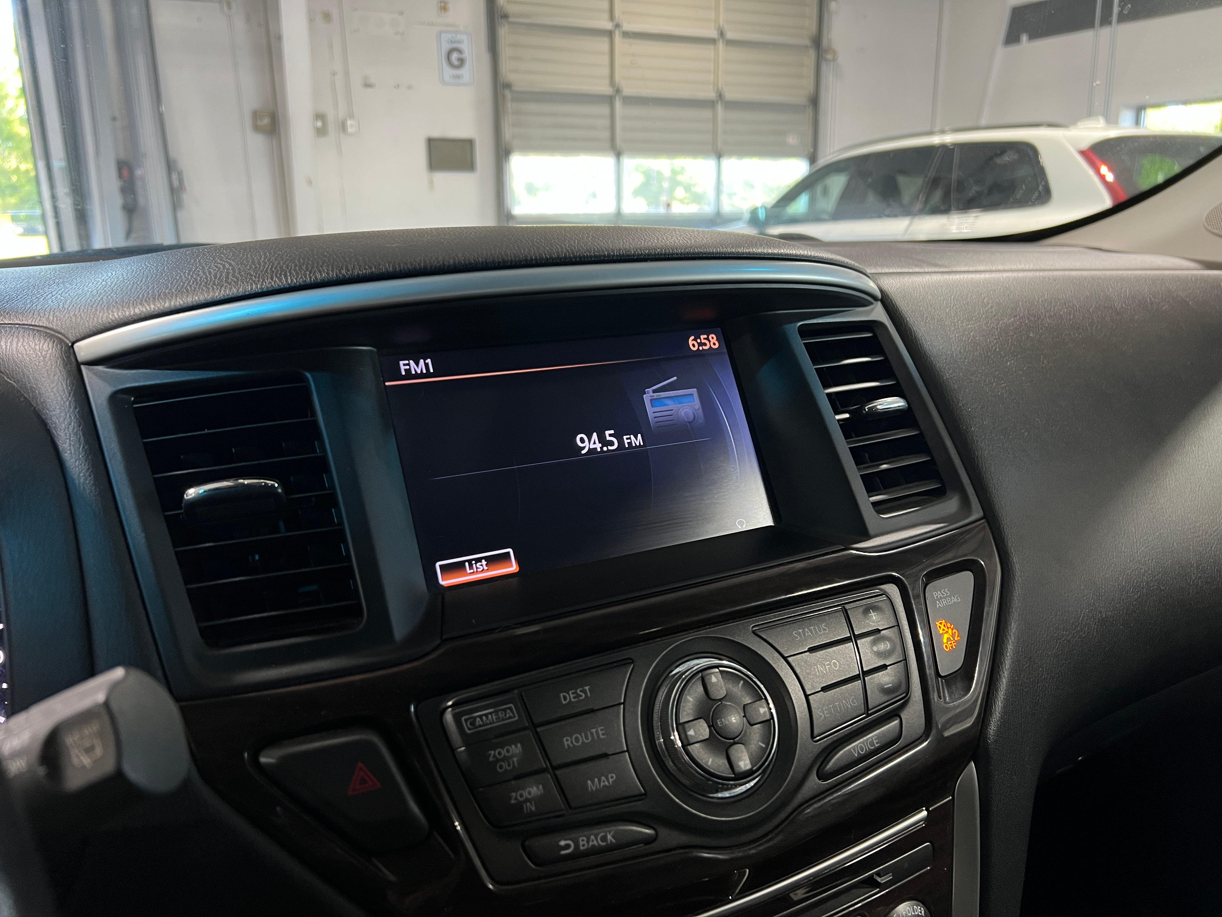 2013 Nissan Pathfinder S 3