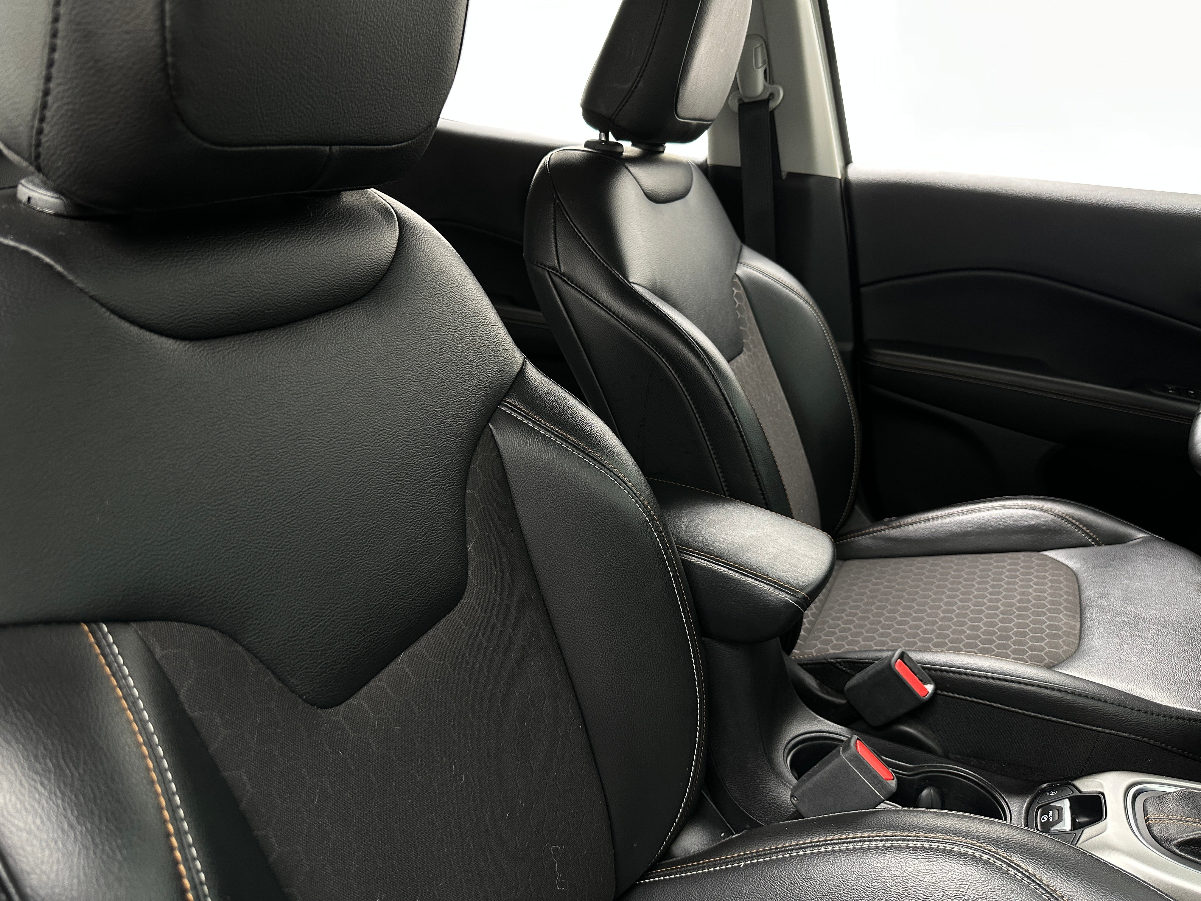2021 Jeep Compass Latitude 2