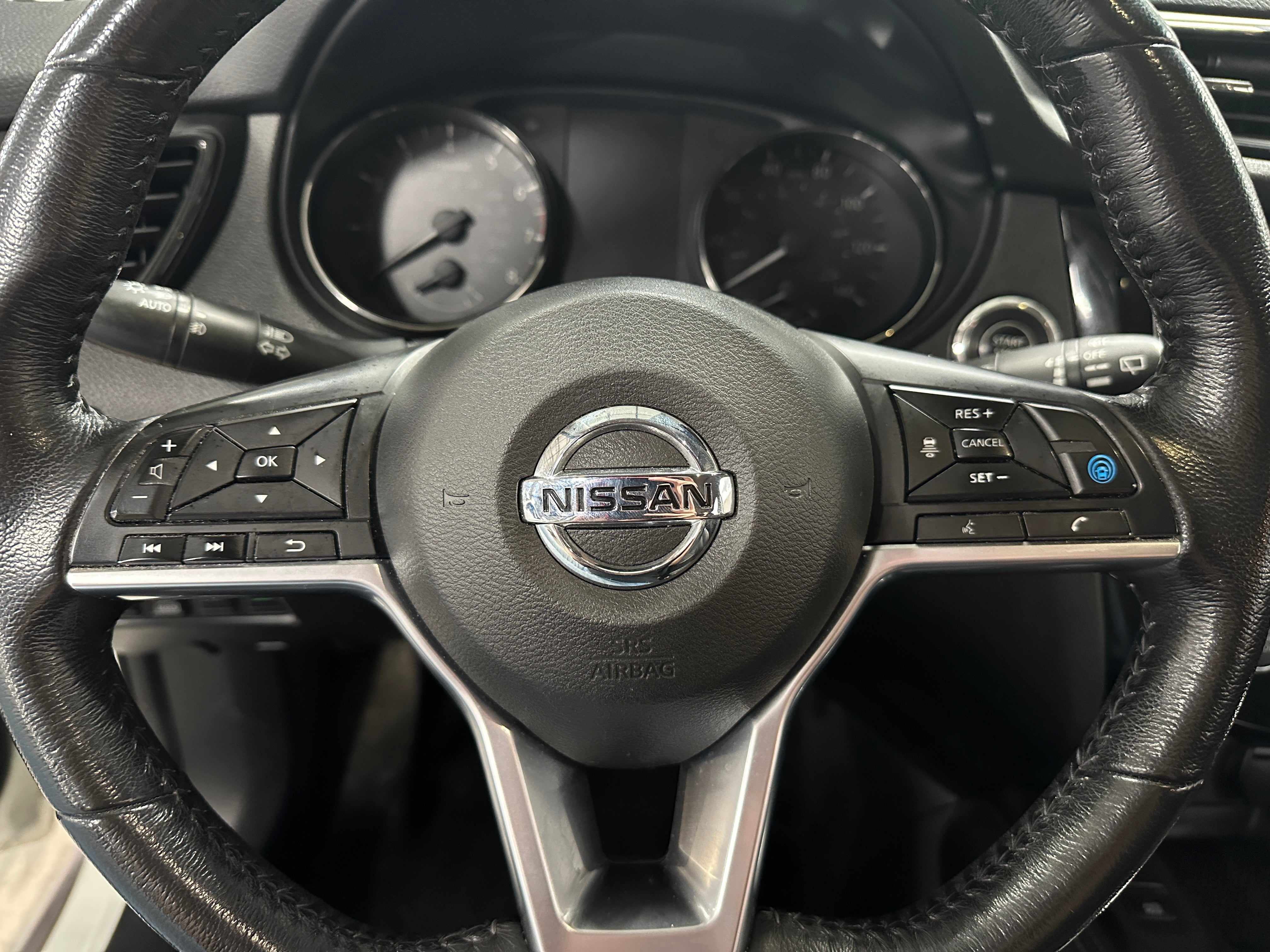 2018 Nissan Rogue SL 4