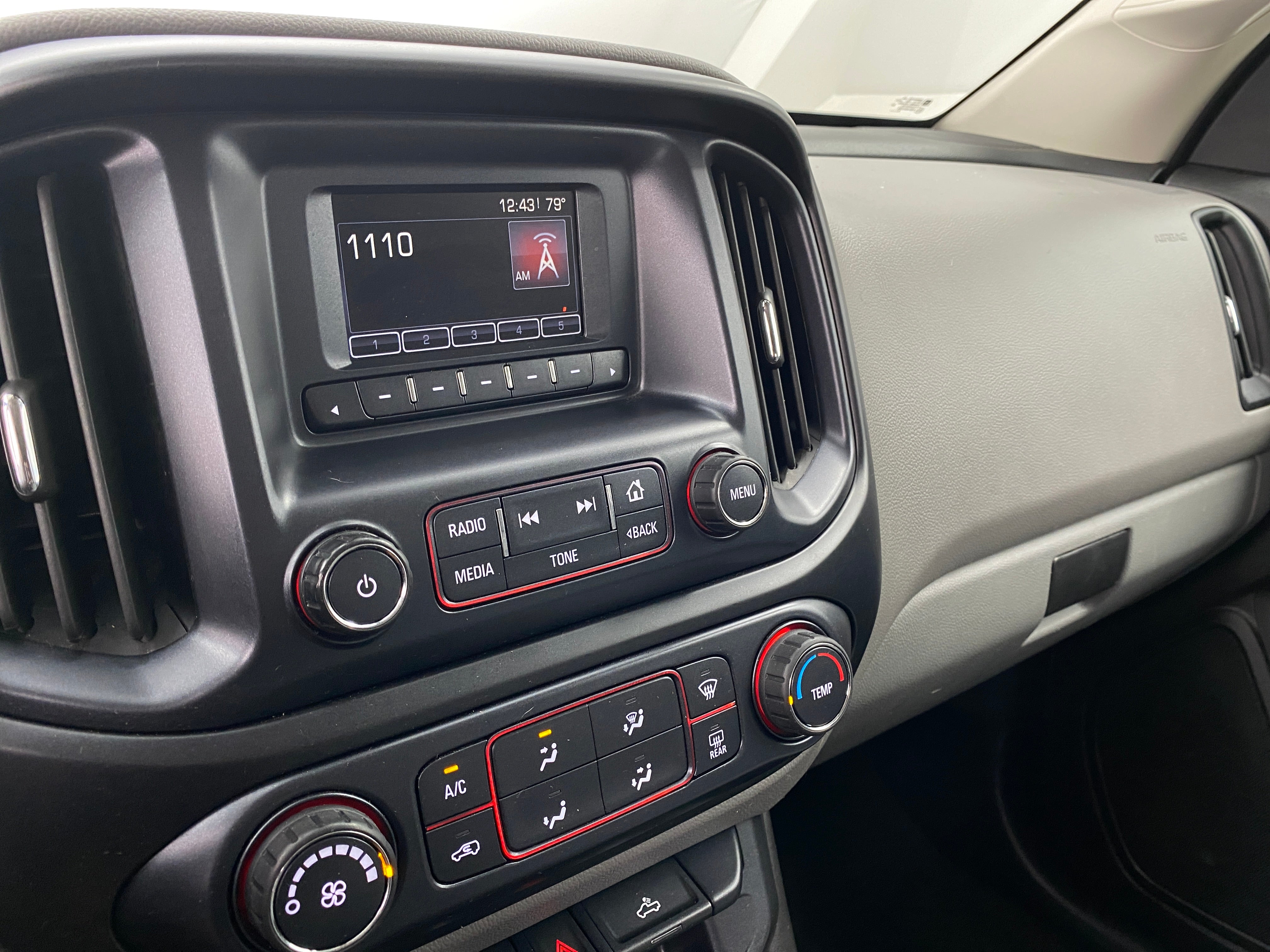 2016 GMC Canyon  4