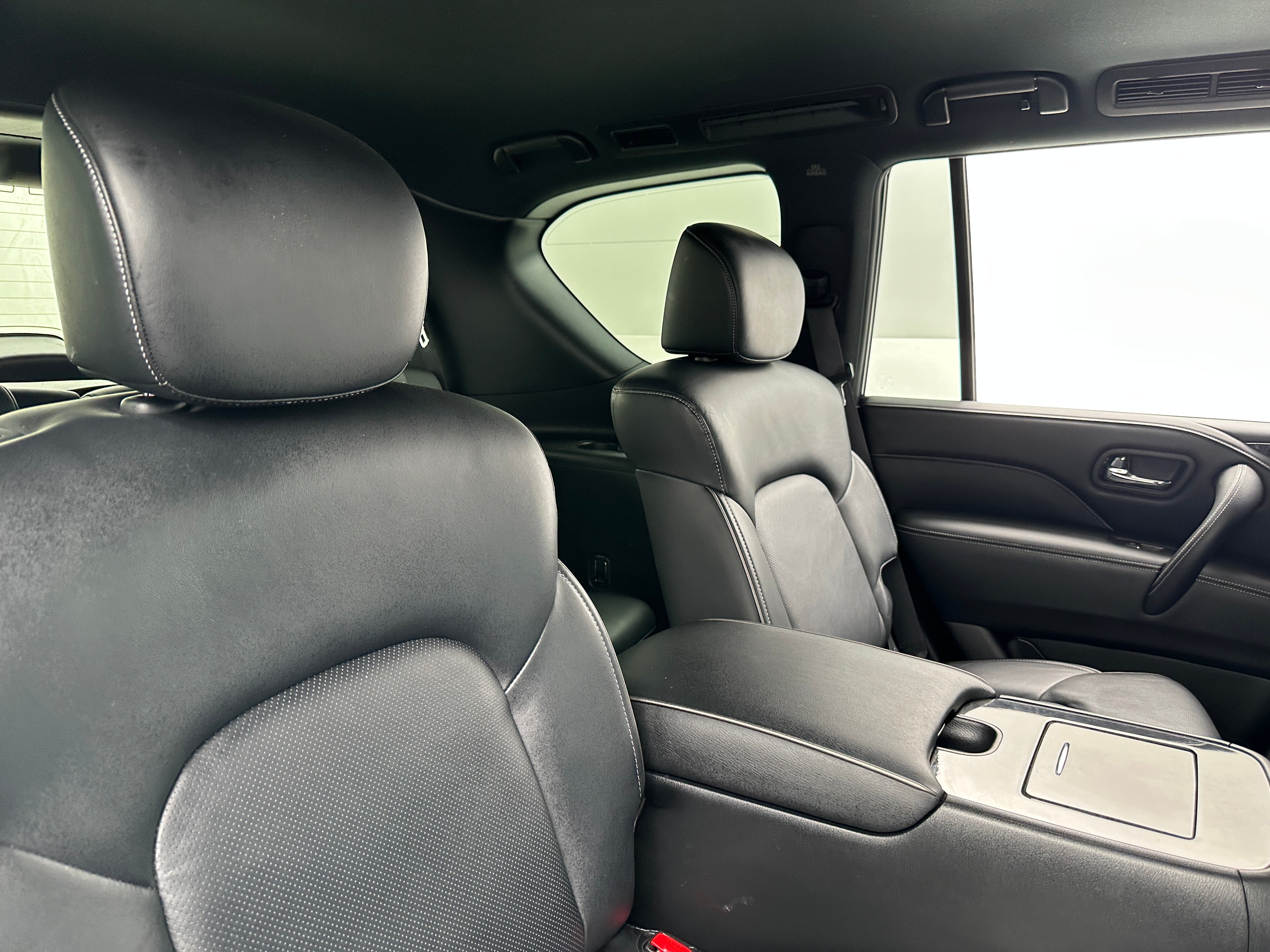 2020 INFINITI QX80 Luxe 5