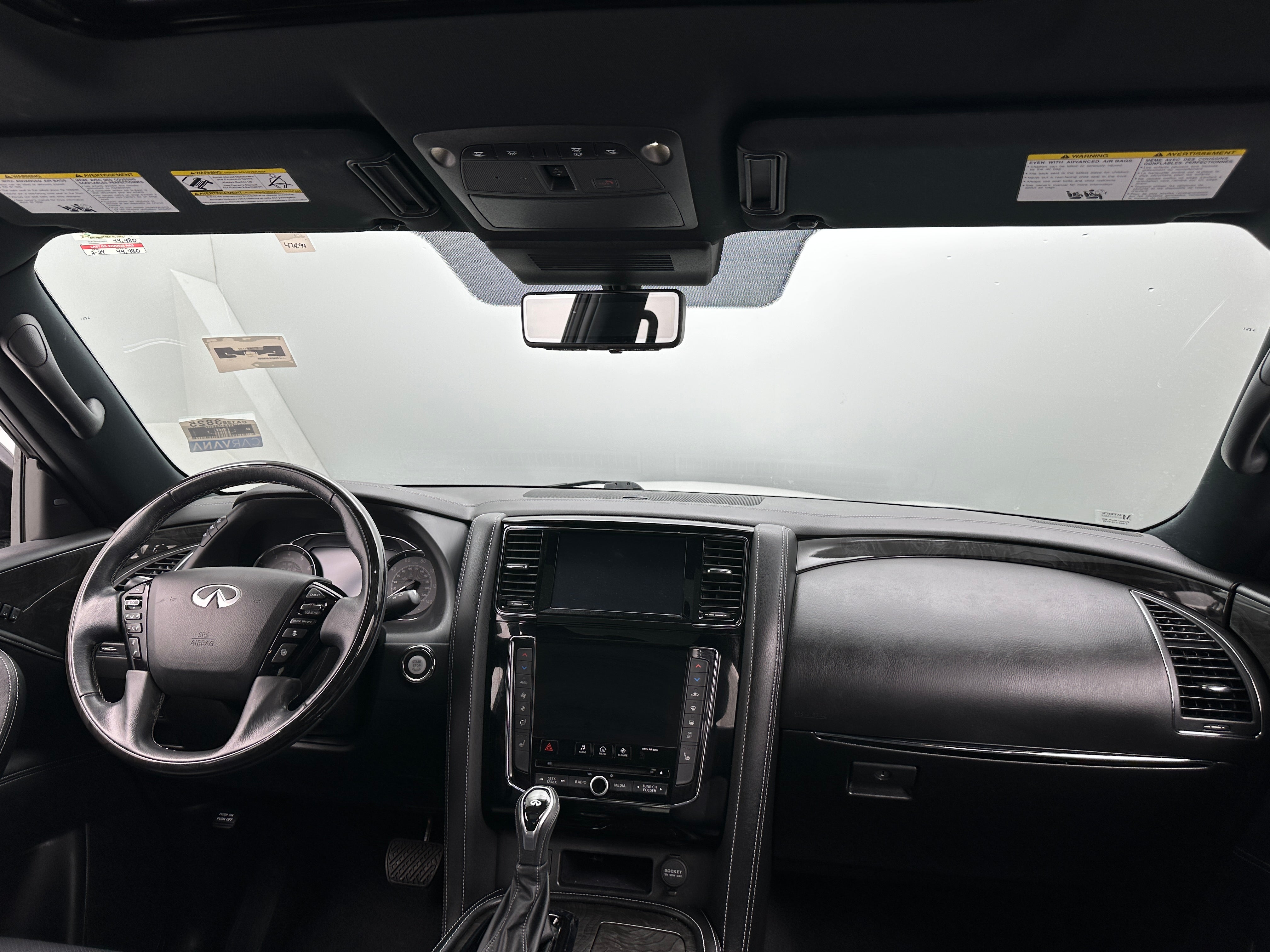 2020 INFINITI QX80 Luxe 2