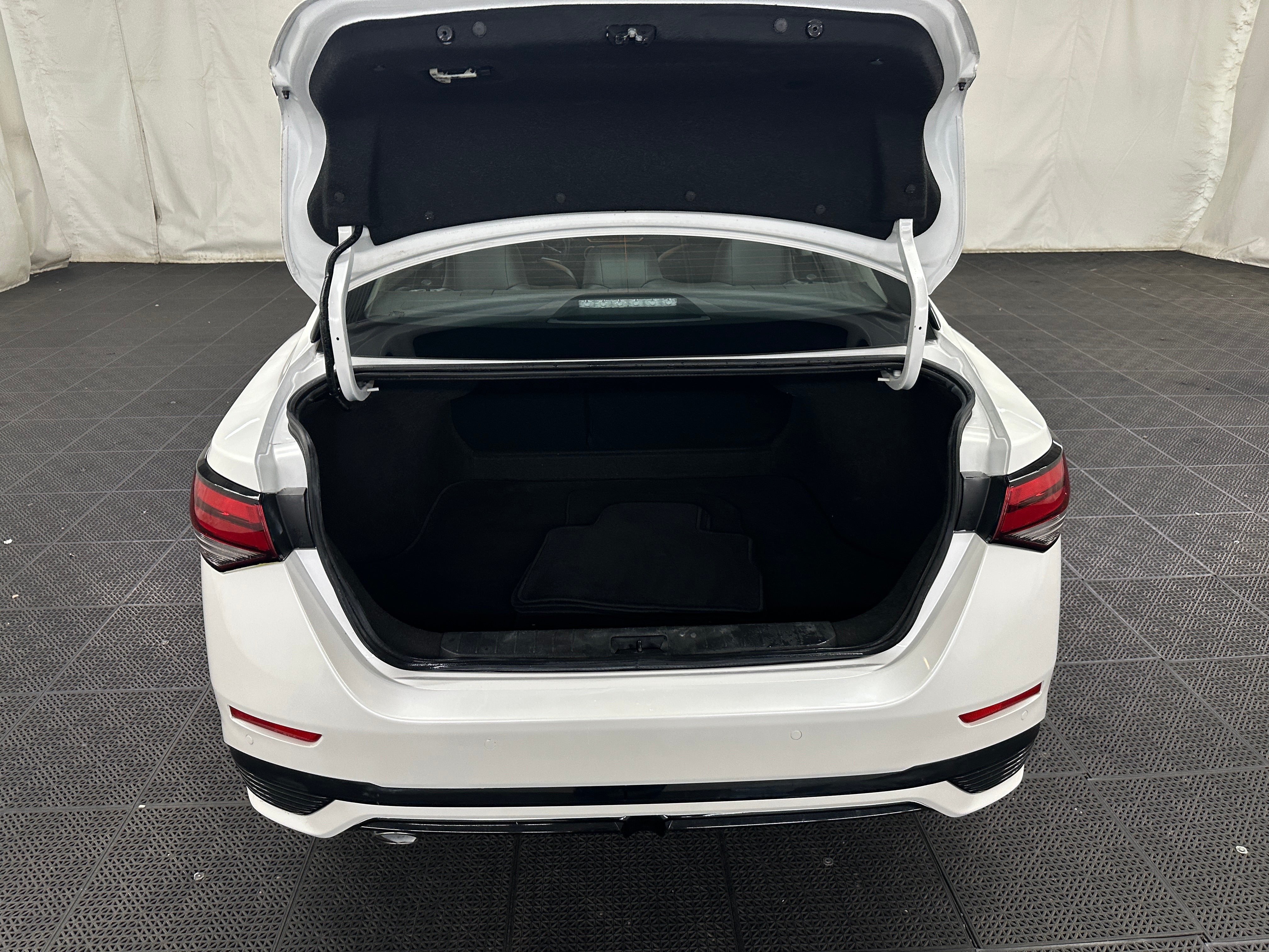 2024 Nissan Sentra SR 7