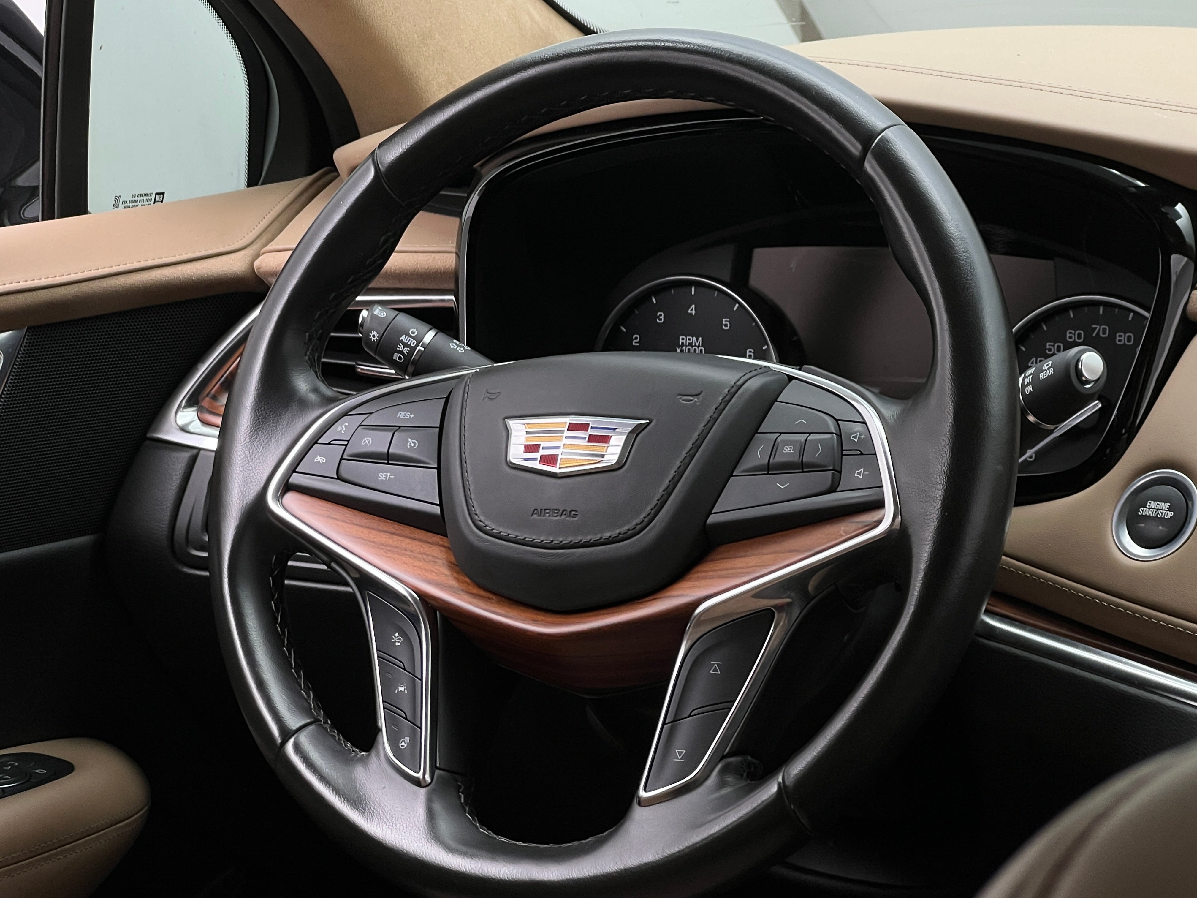 2019 Cadillac XT5 Platinum 4
