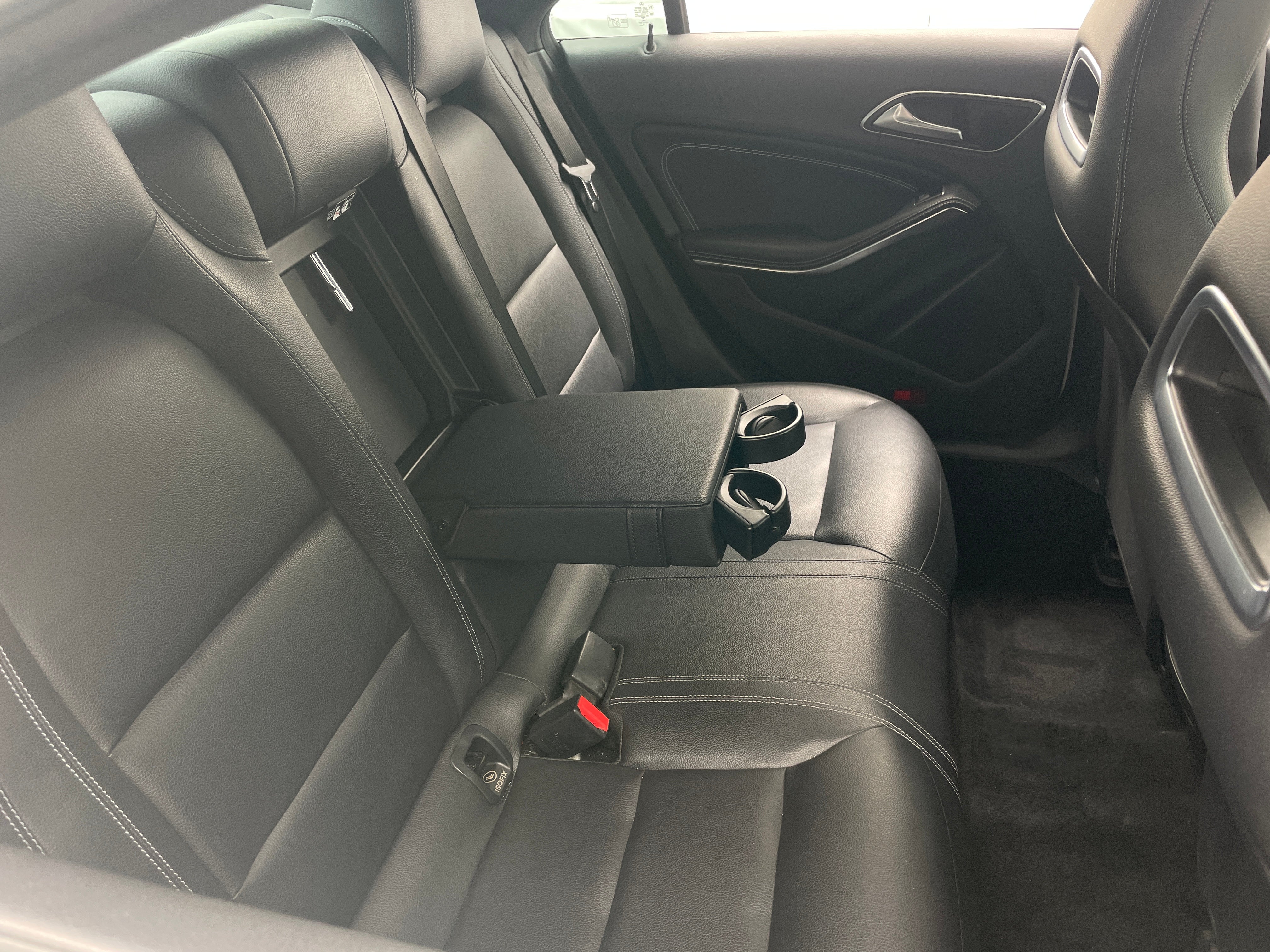 2016 Mercedes-Benz CLA 250 5