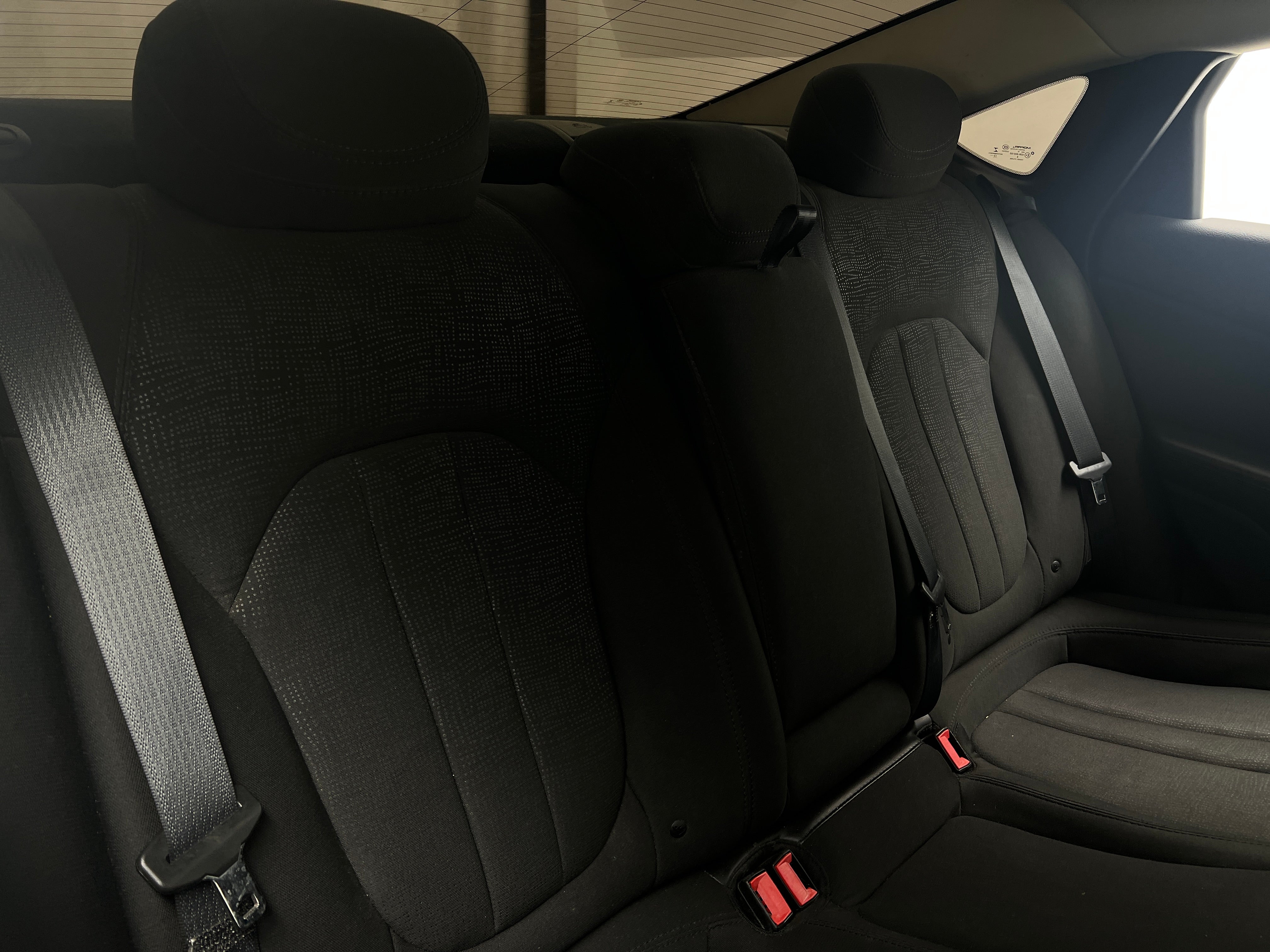 2016 Chrysler 200 Limited 6