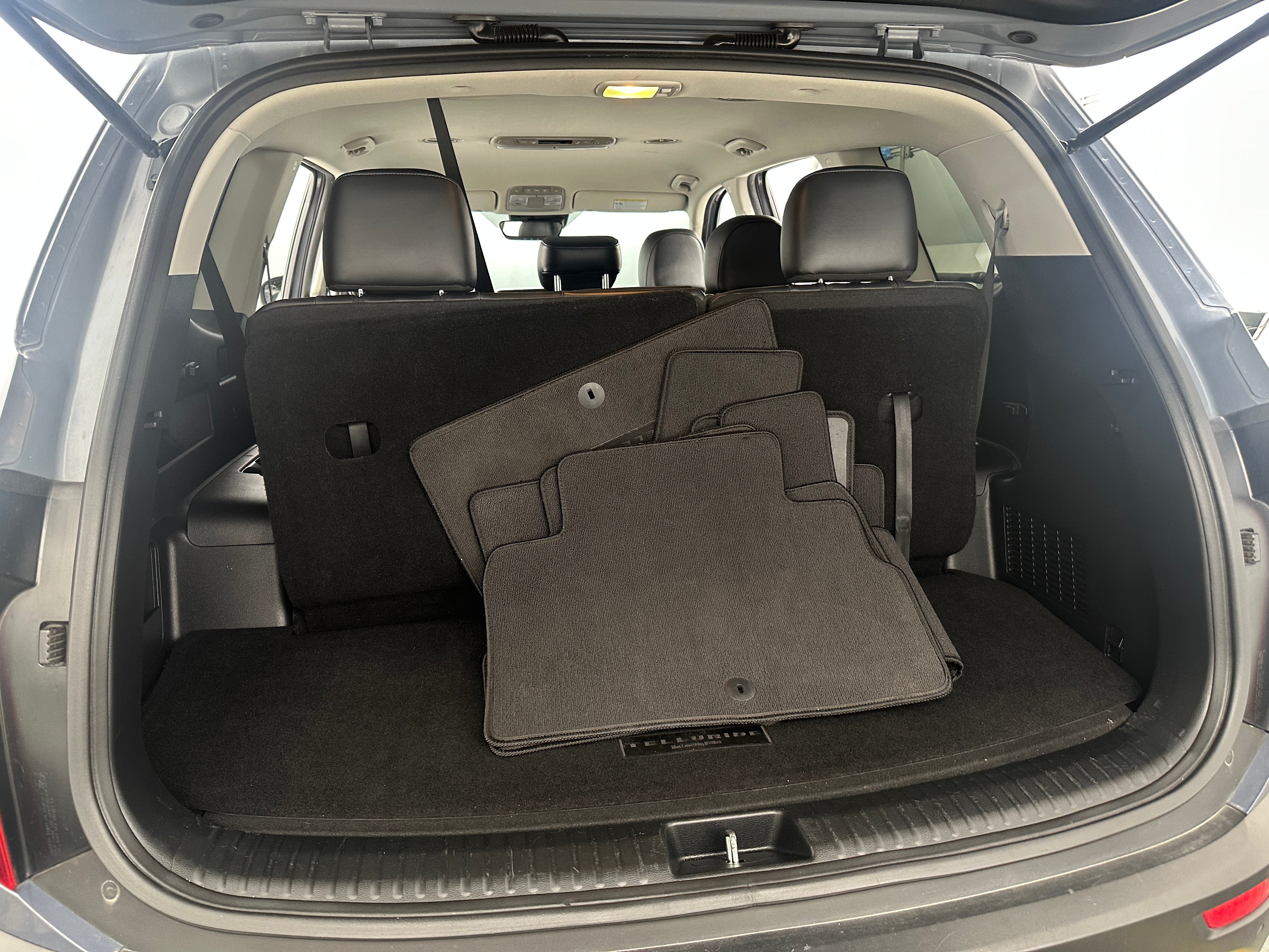 2022 Kia Telluride LX 6