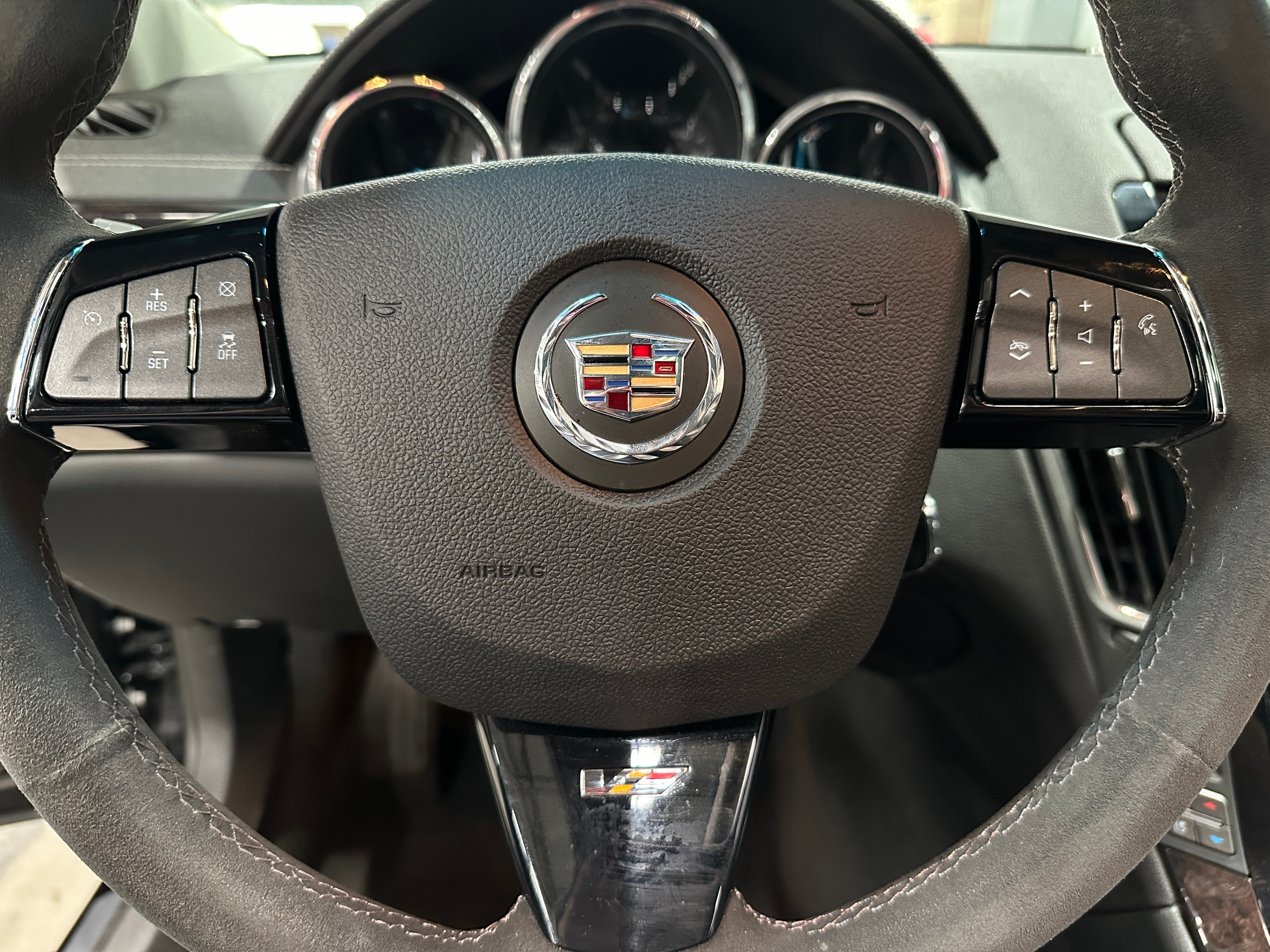2013 Cadillac CTS V 4