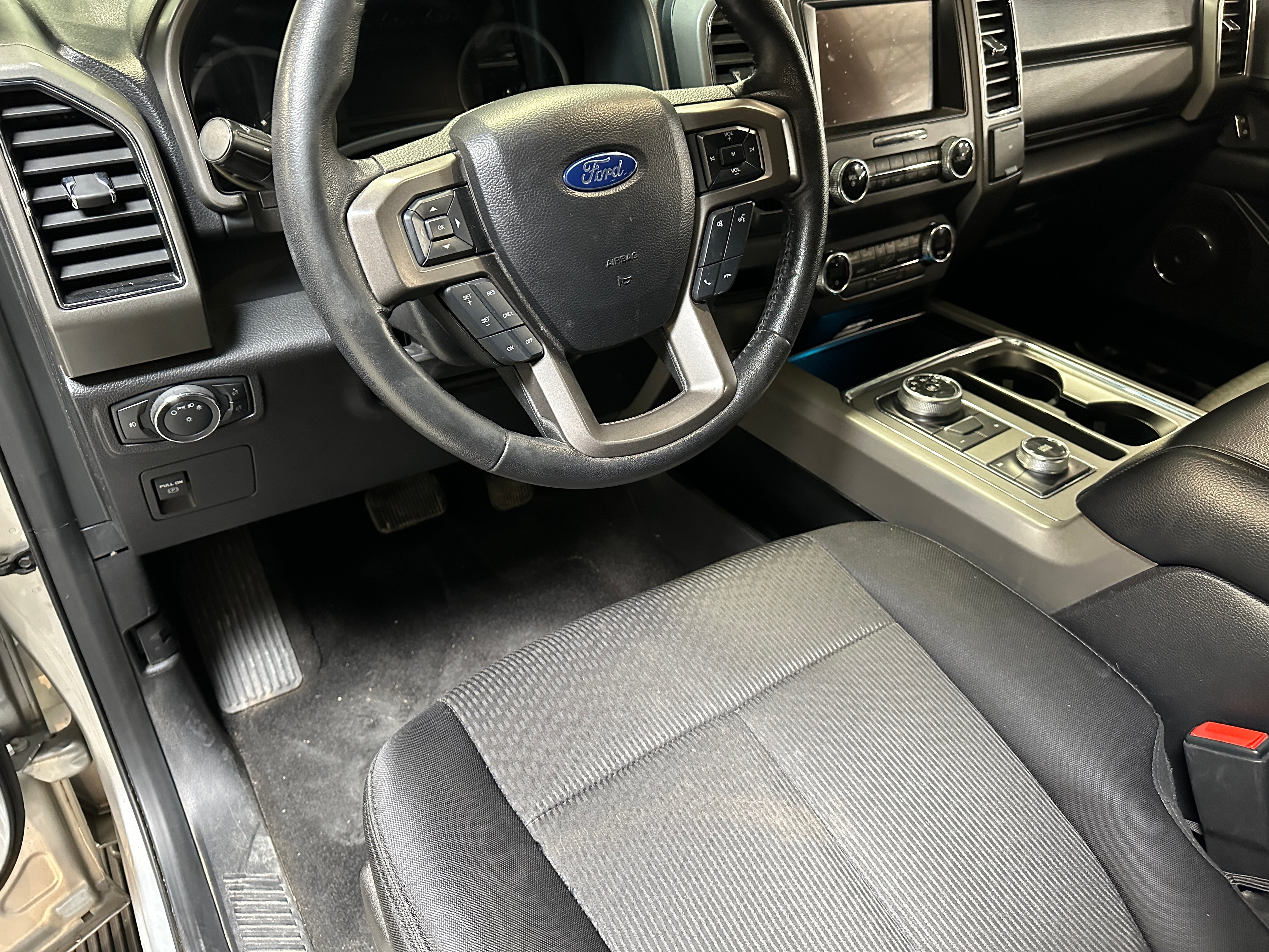 2019 Ford Expedition MAX XLT 3