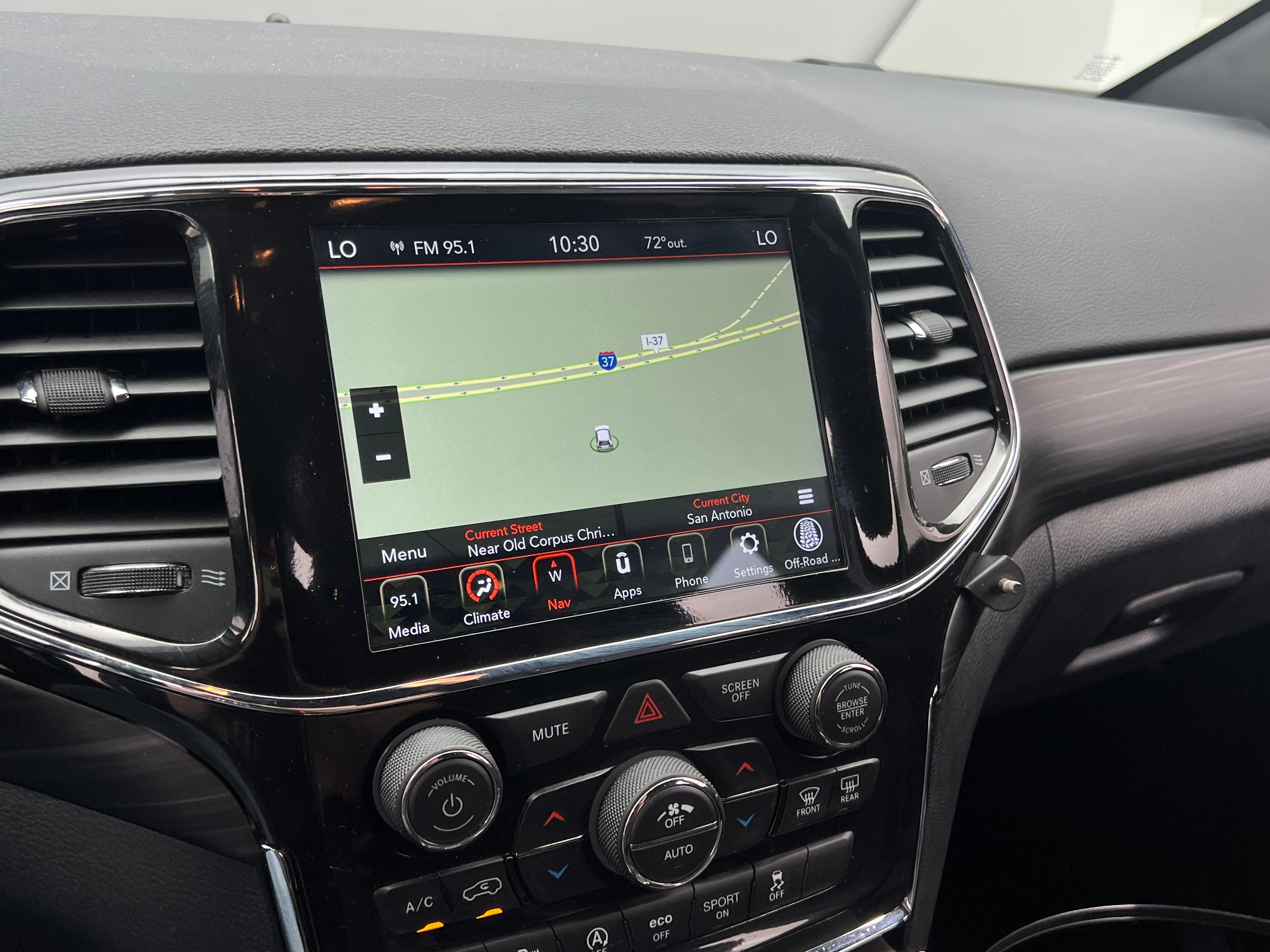 2022 Jeep Grand Cherokee Laredo 4