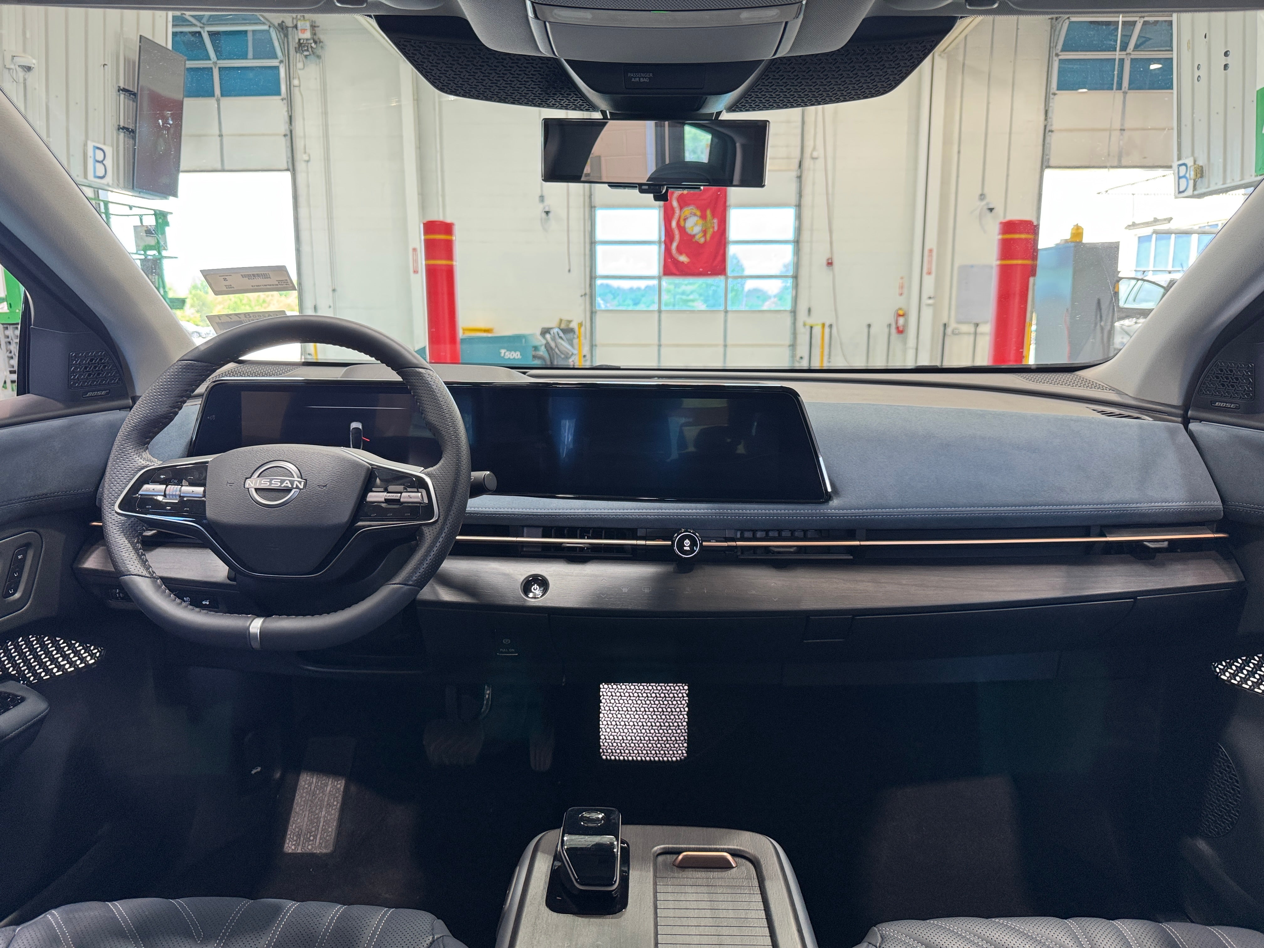 2023 Nissan Ariya Platinum+ 2