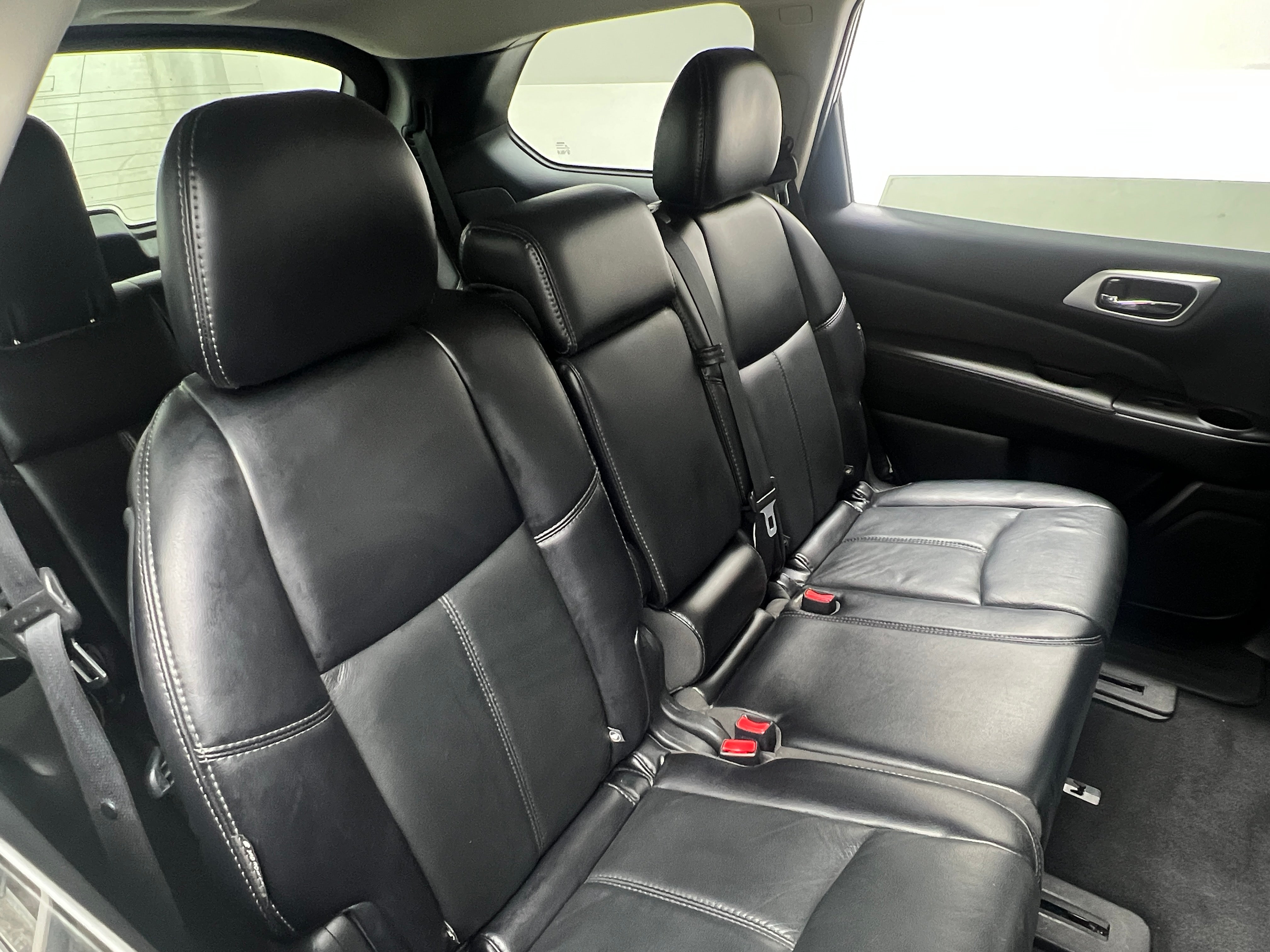 2020 Nissan Pathfinder SL 5
