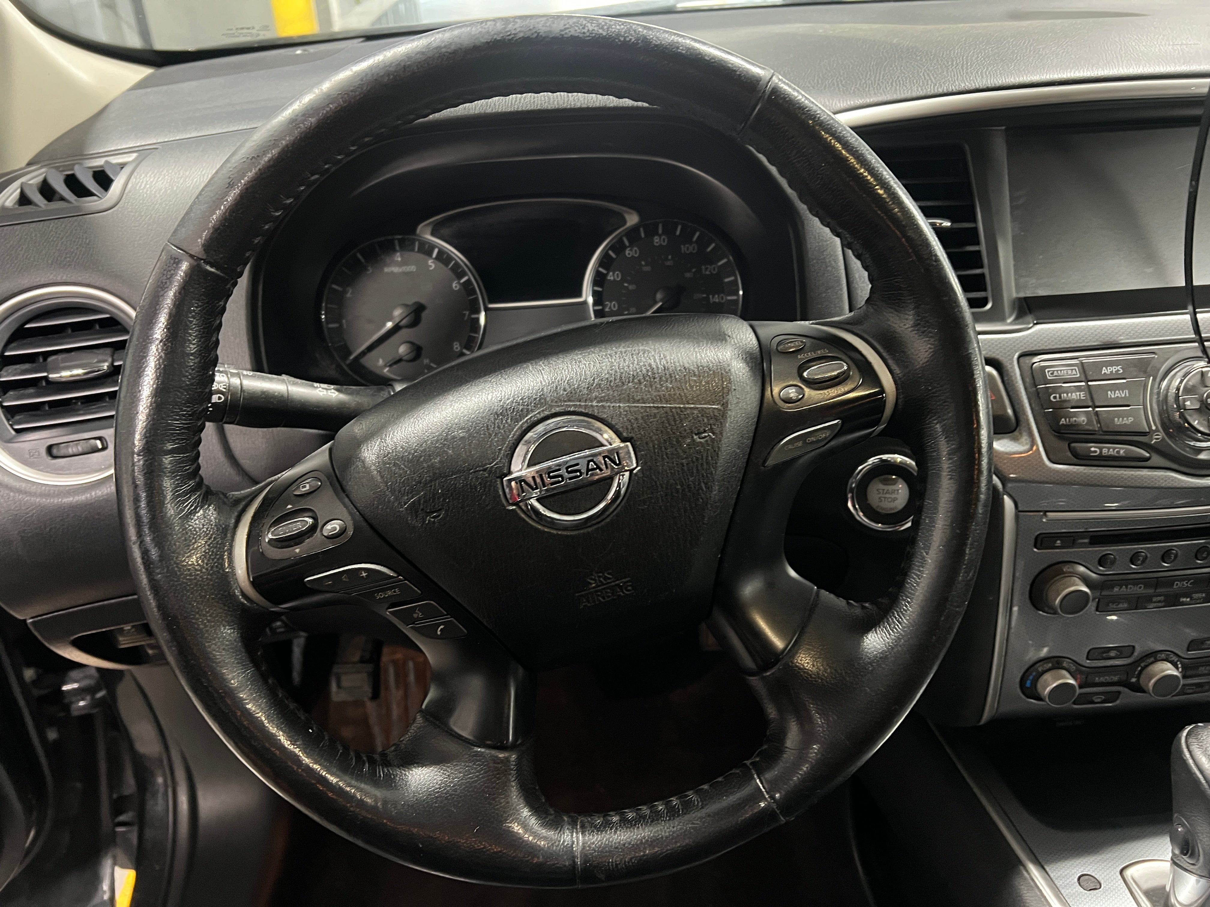 2020 Nissan Pathfinder SL 4