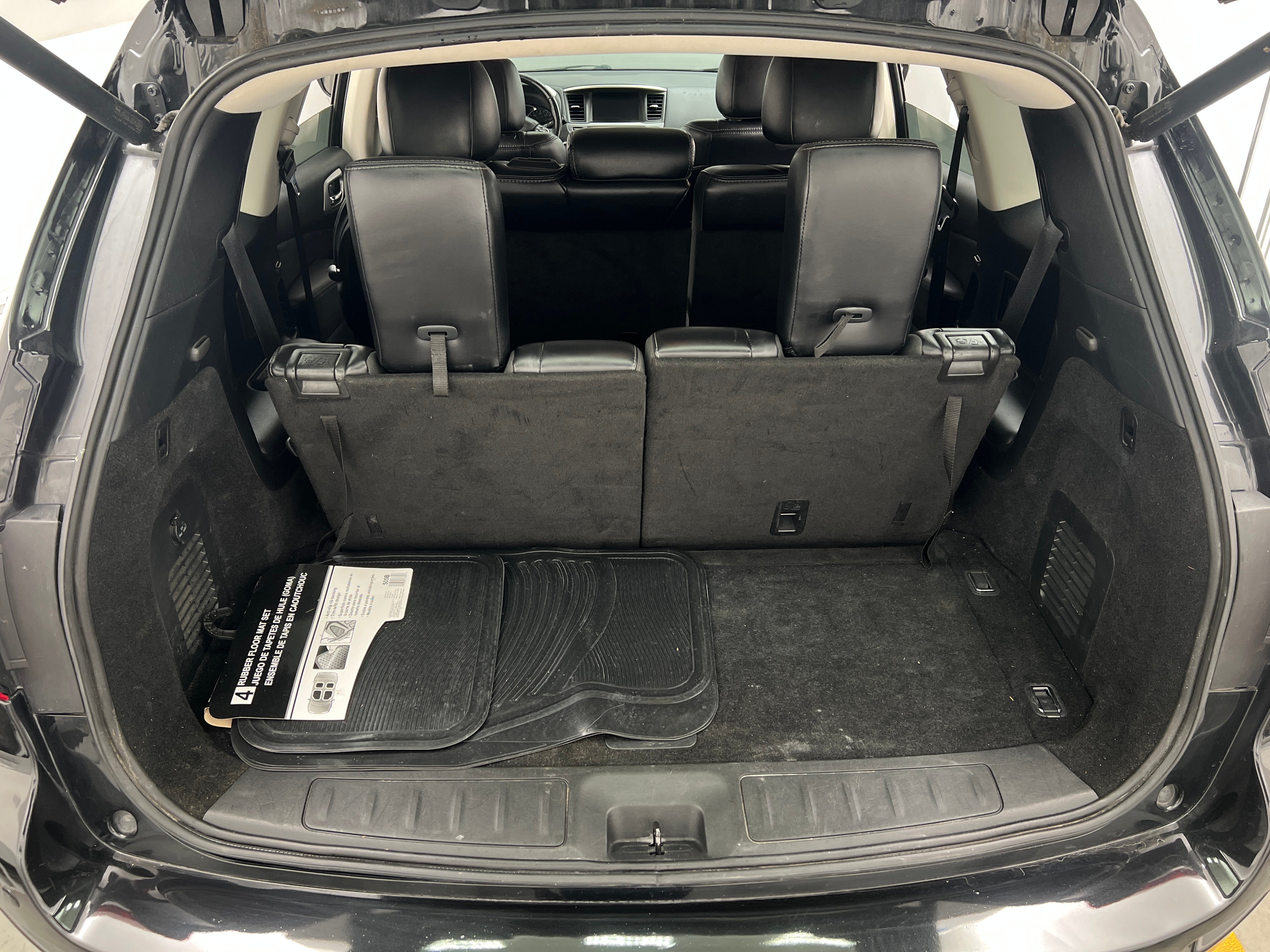 2020 Nissan Pathfinder SL 6