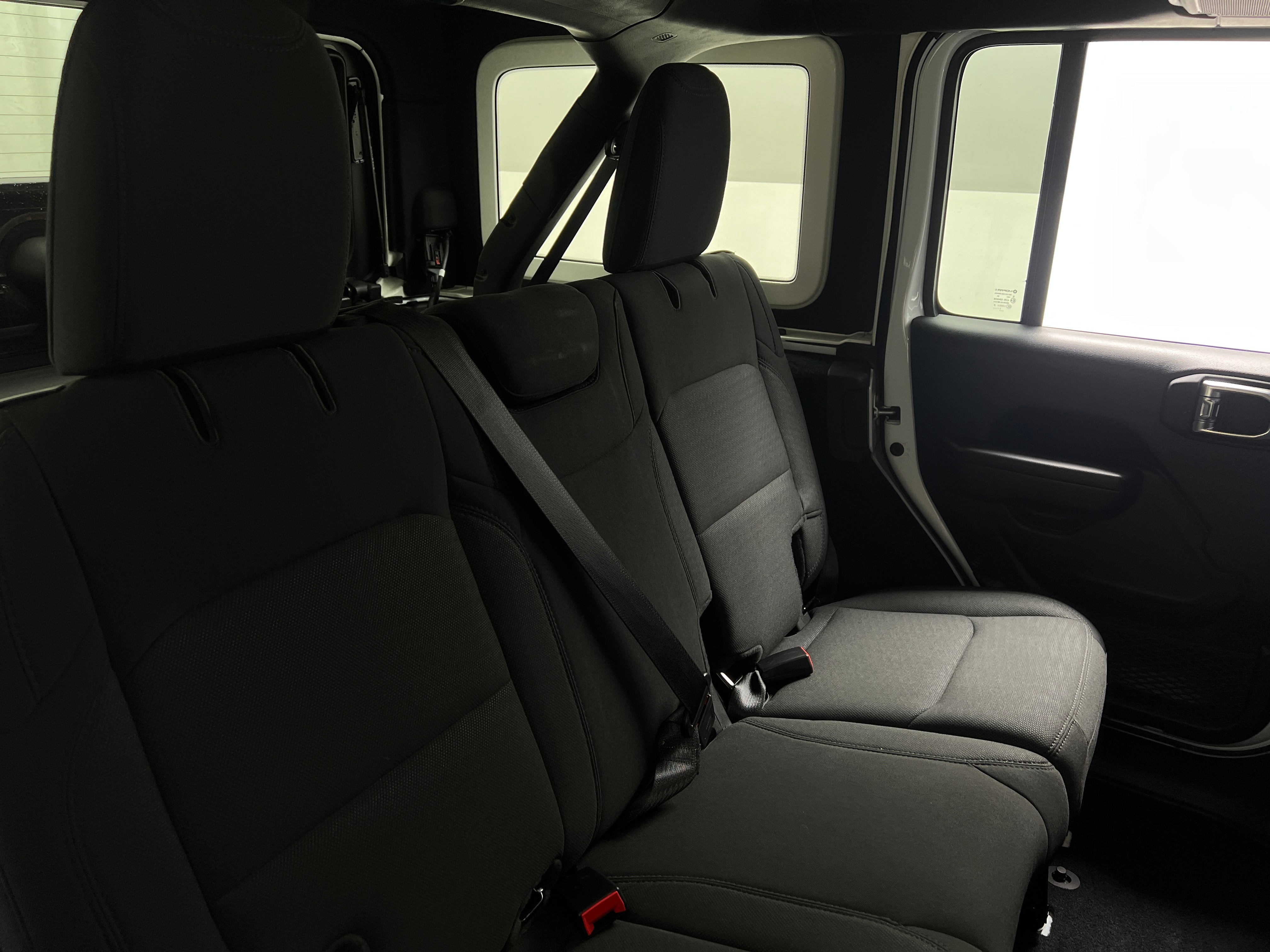 2021 Jeep Wrangler Unlimited Altitude 6