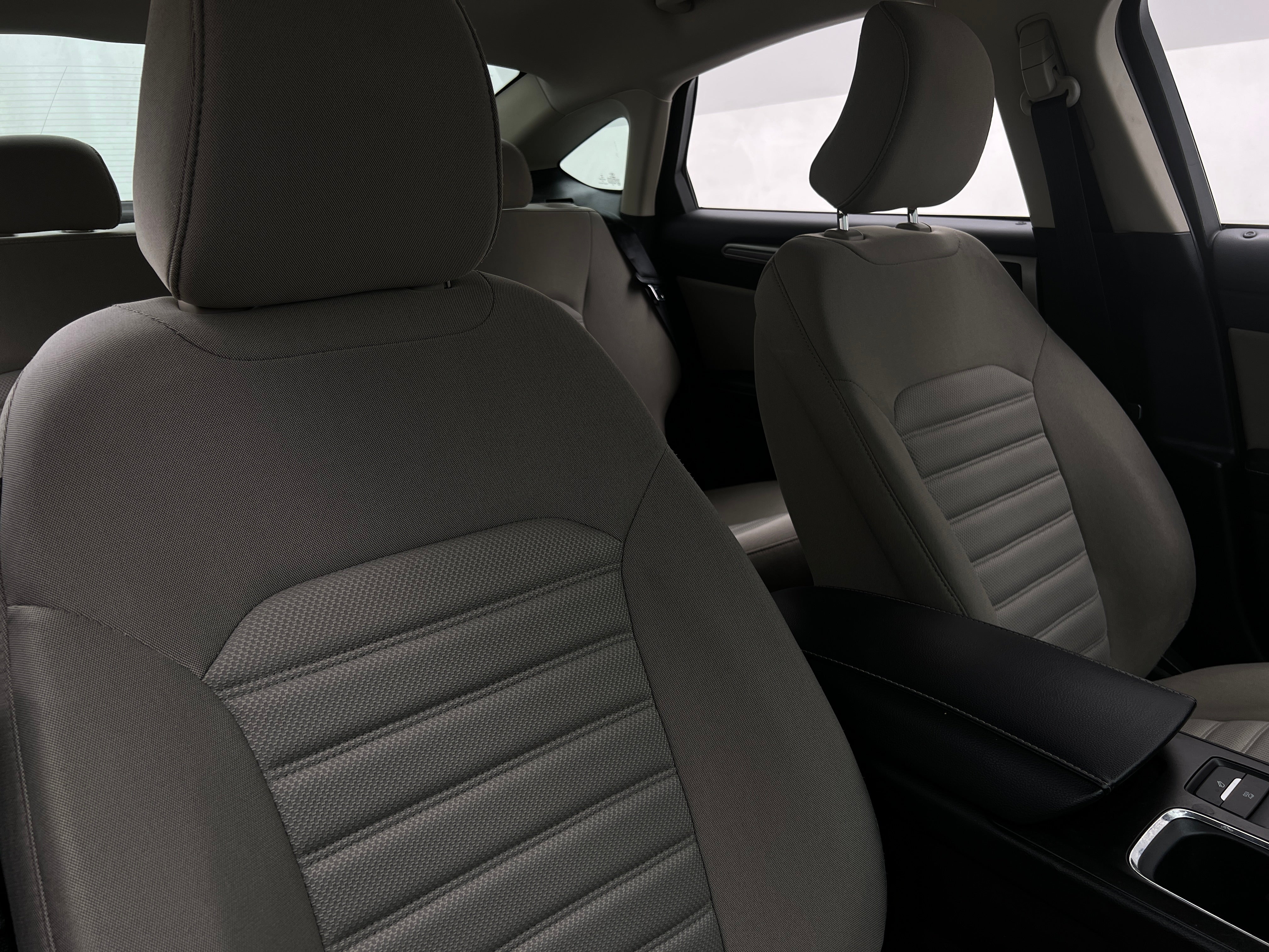 2017 Ford Fusion  2