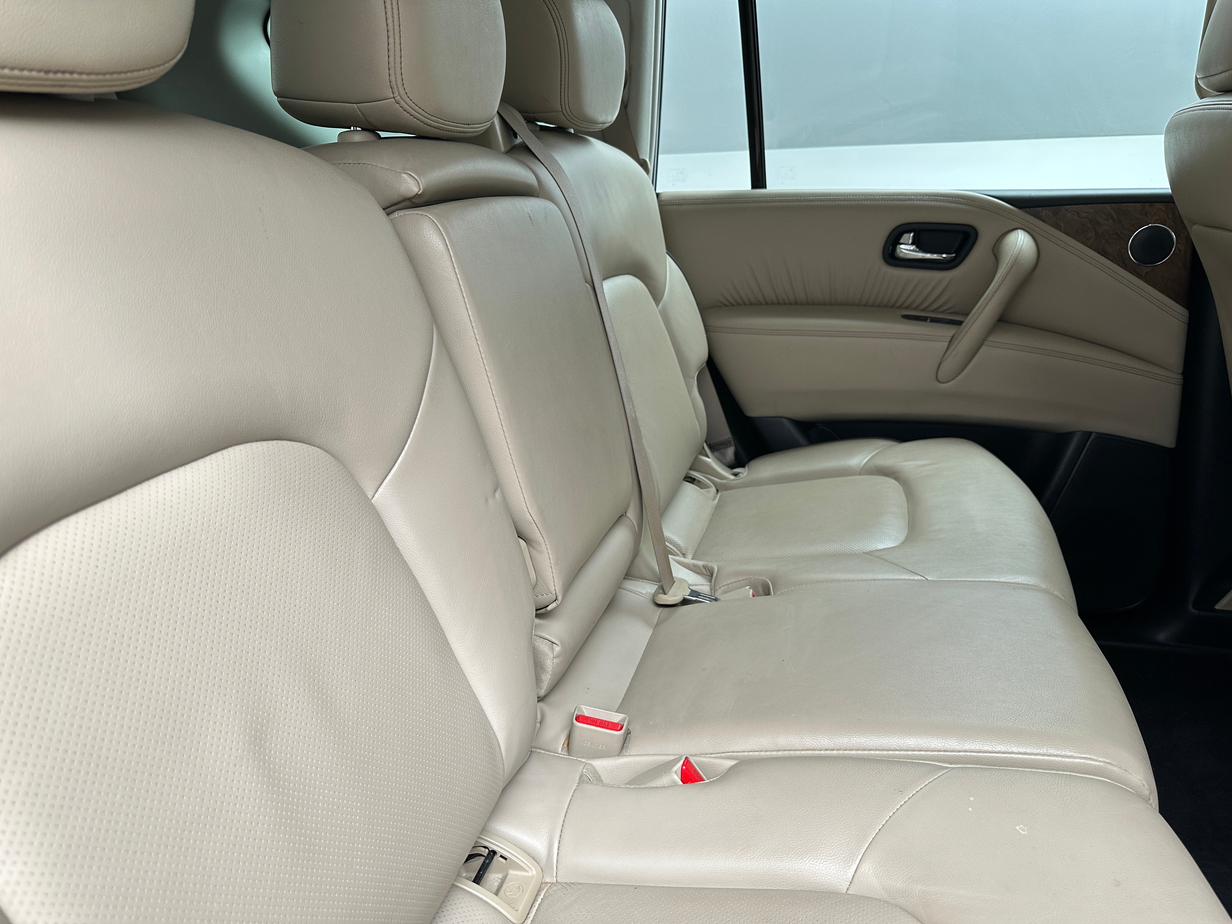 2022 Nissan Armada SL 5