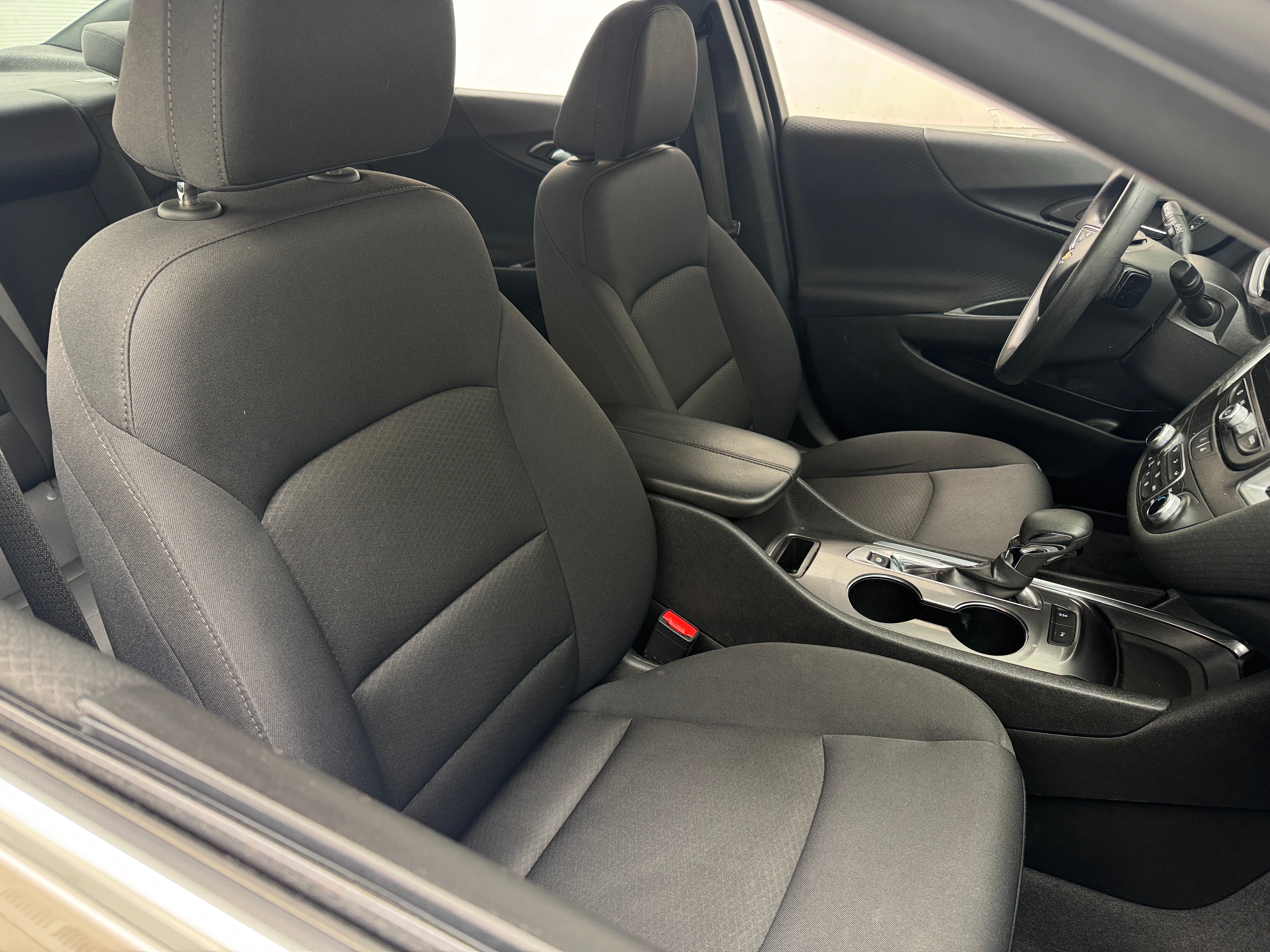 2023 Chevrolet Malibu LT 2