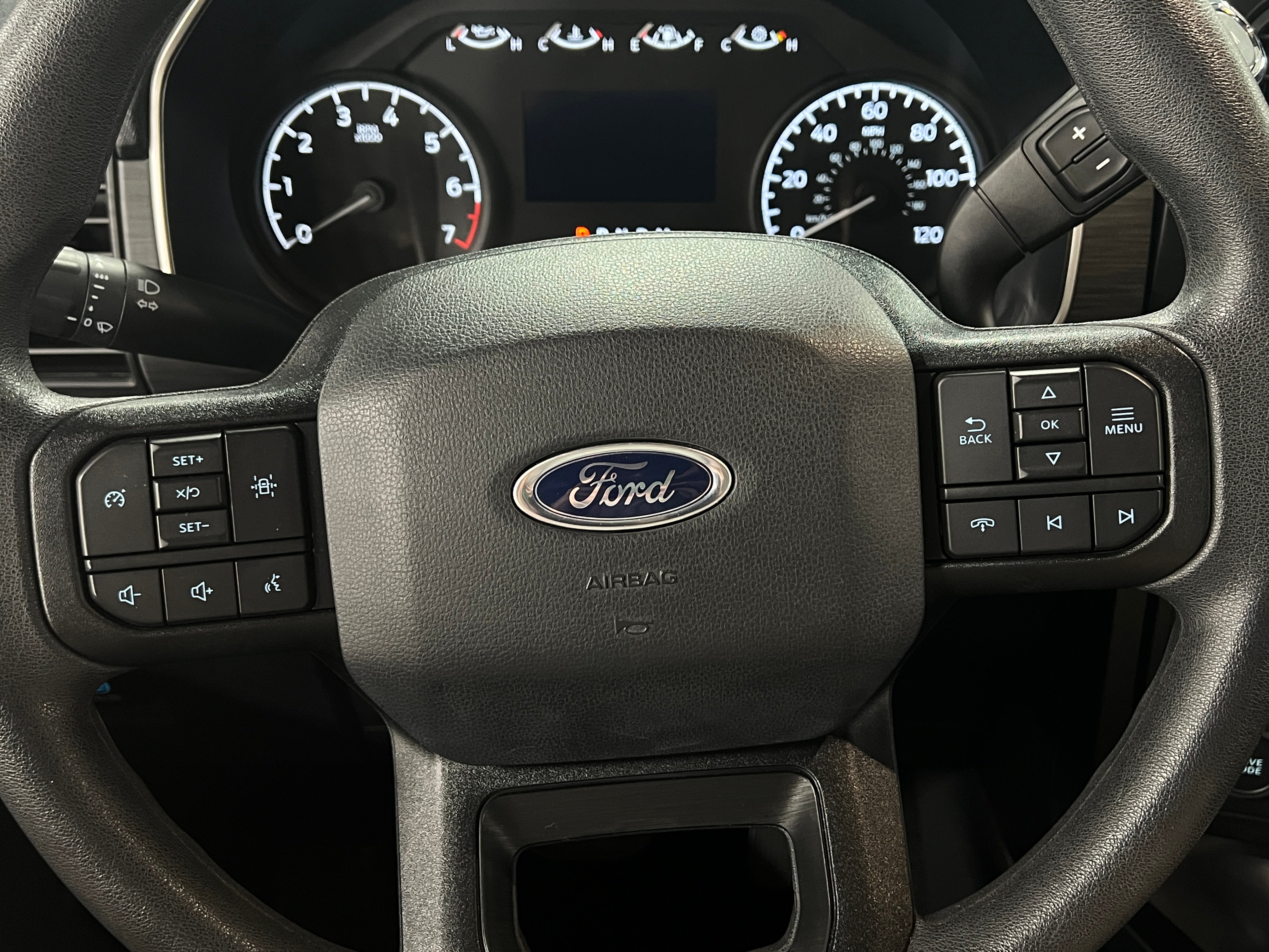 2023 Ford Econoline E-150 5