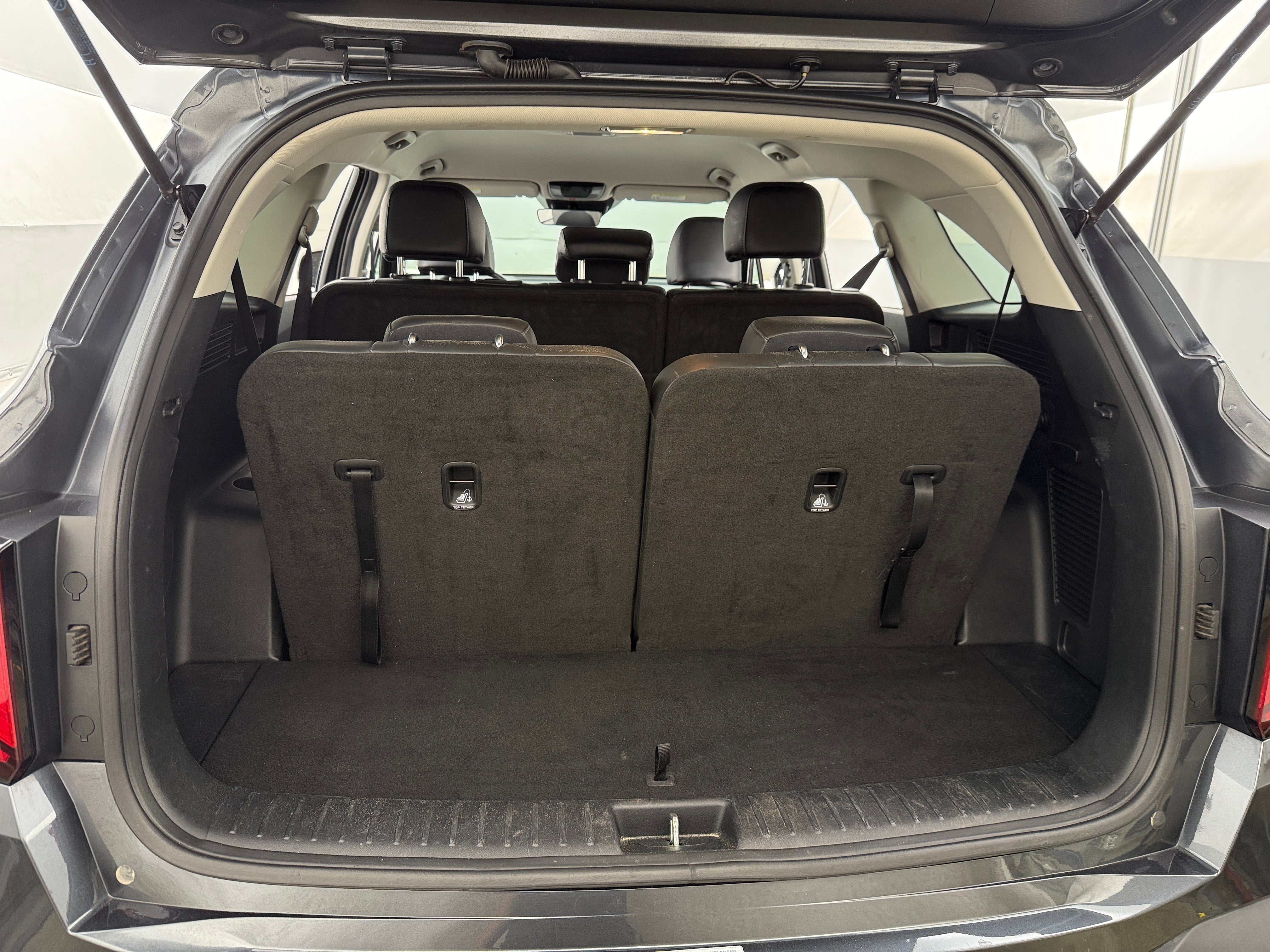 2024 Kia Sorento S 6