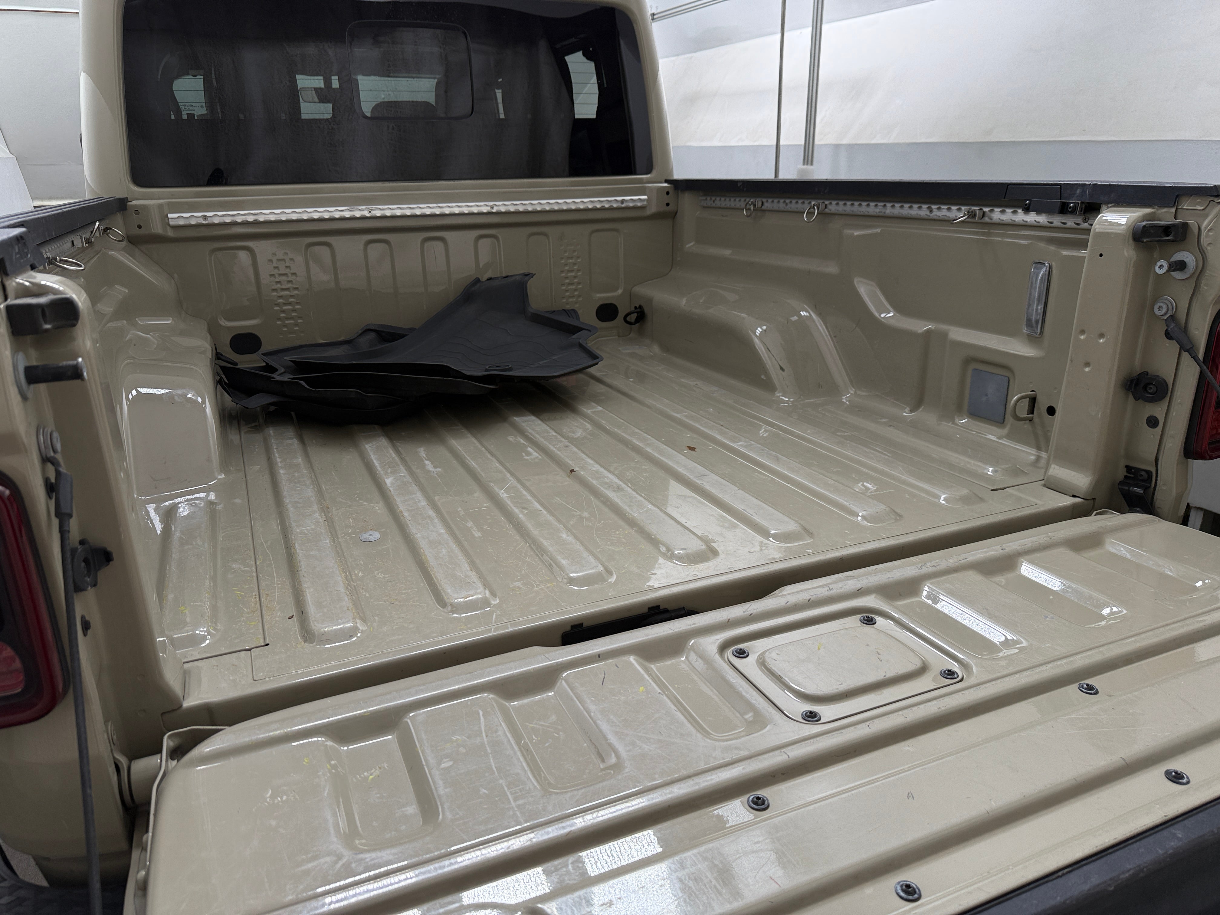 2022 Jeep Gladiator Mojave 6