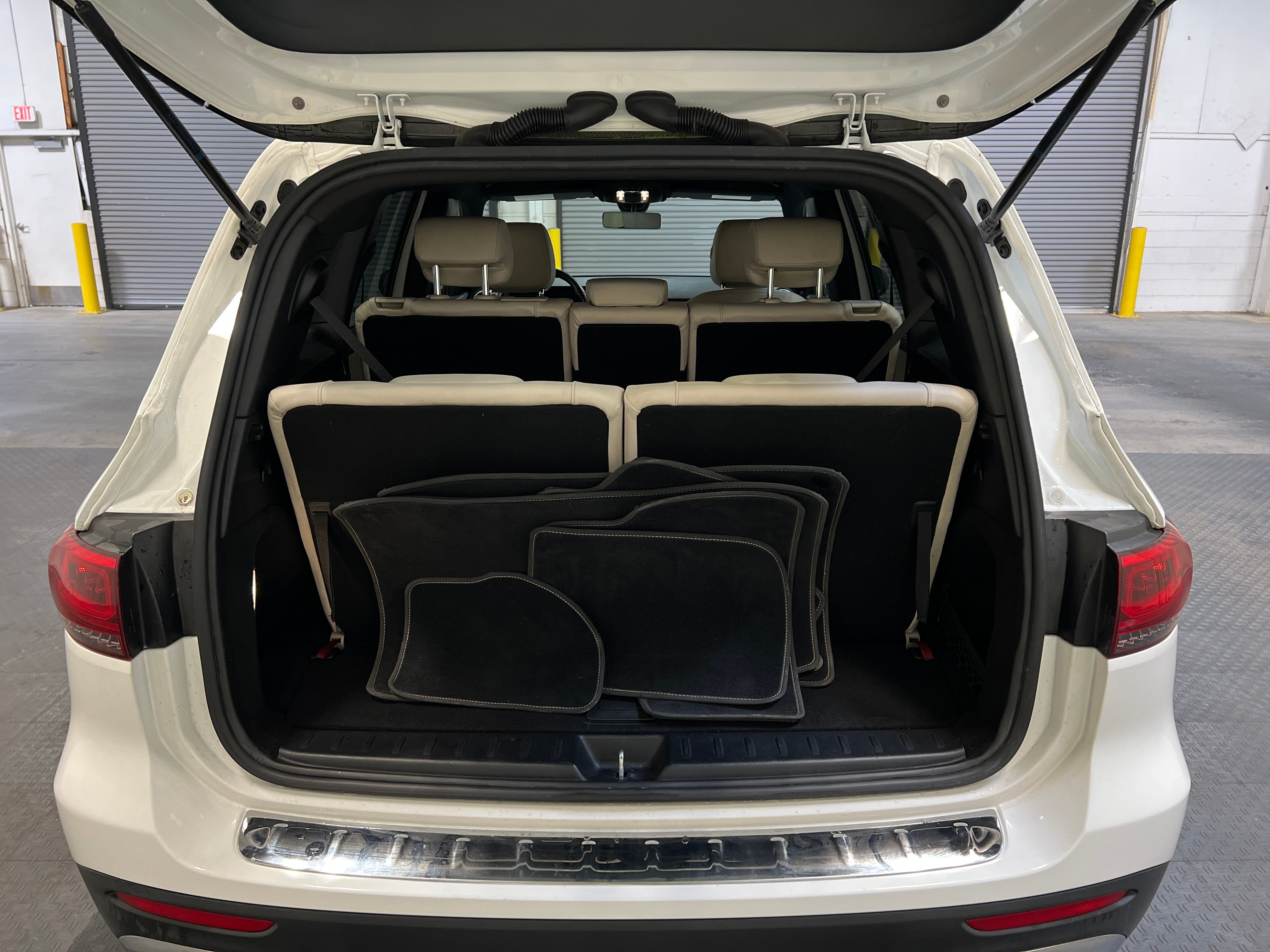 2022 Mercedes-Benz GLB 250 6