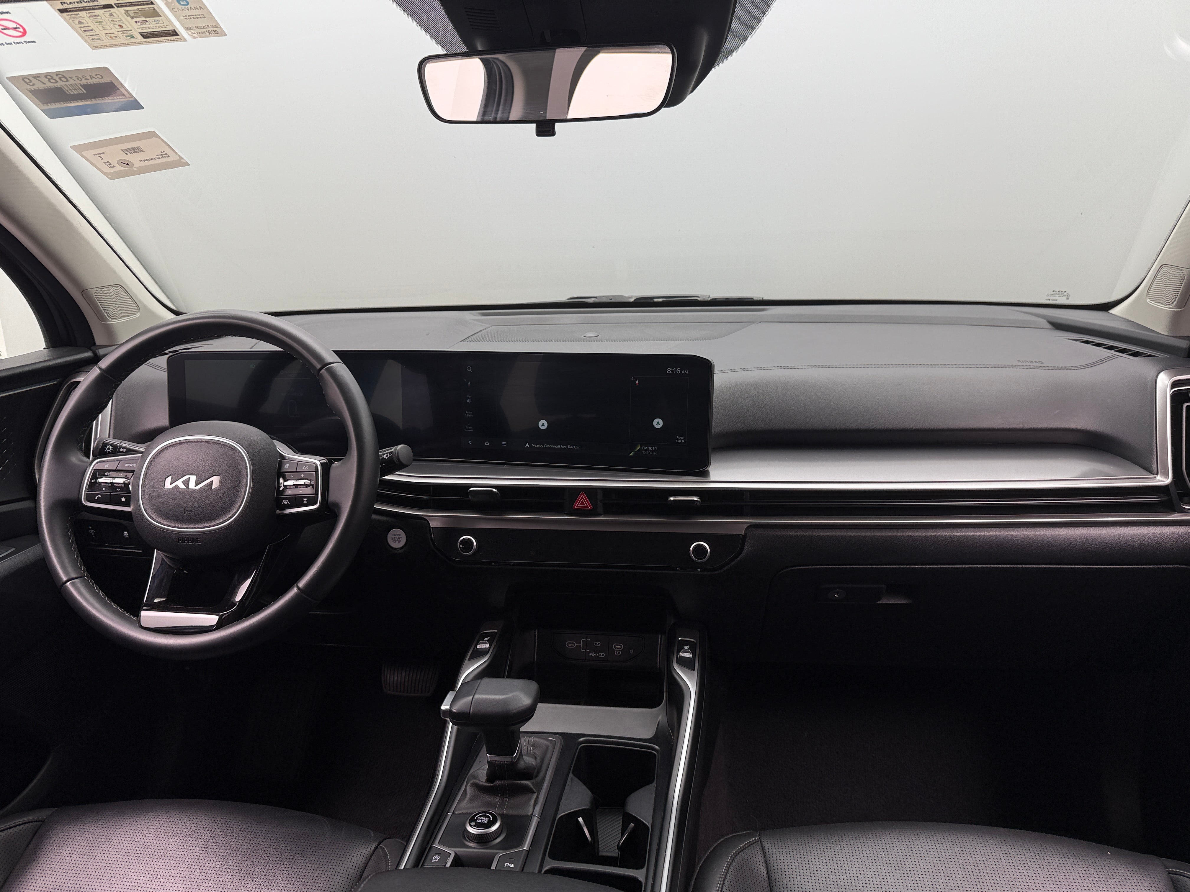 2024 Kia Sorento S 3