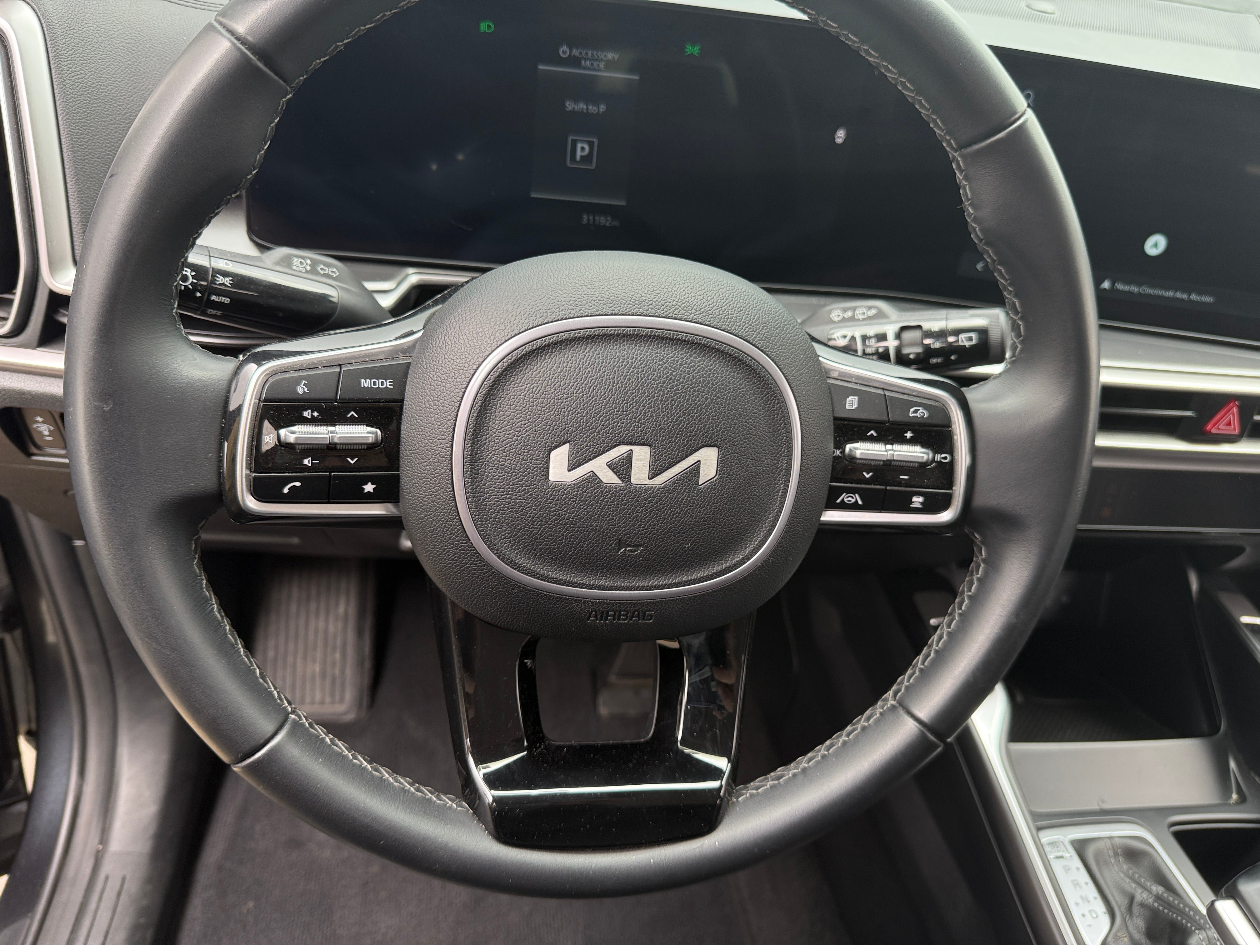 2024 Kia Sorento S 5