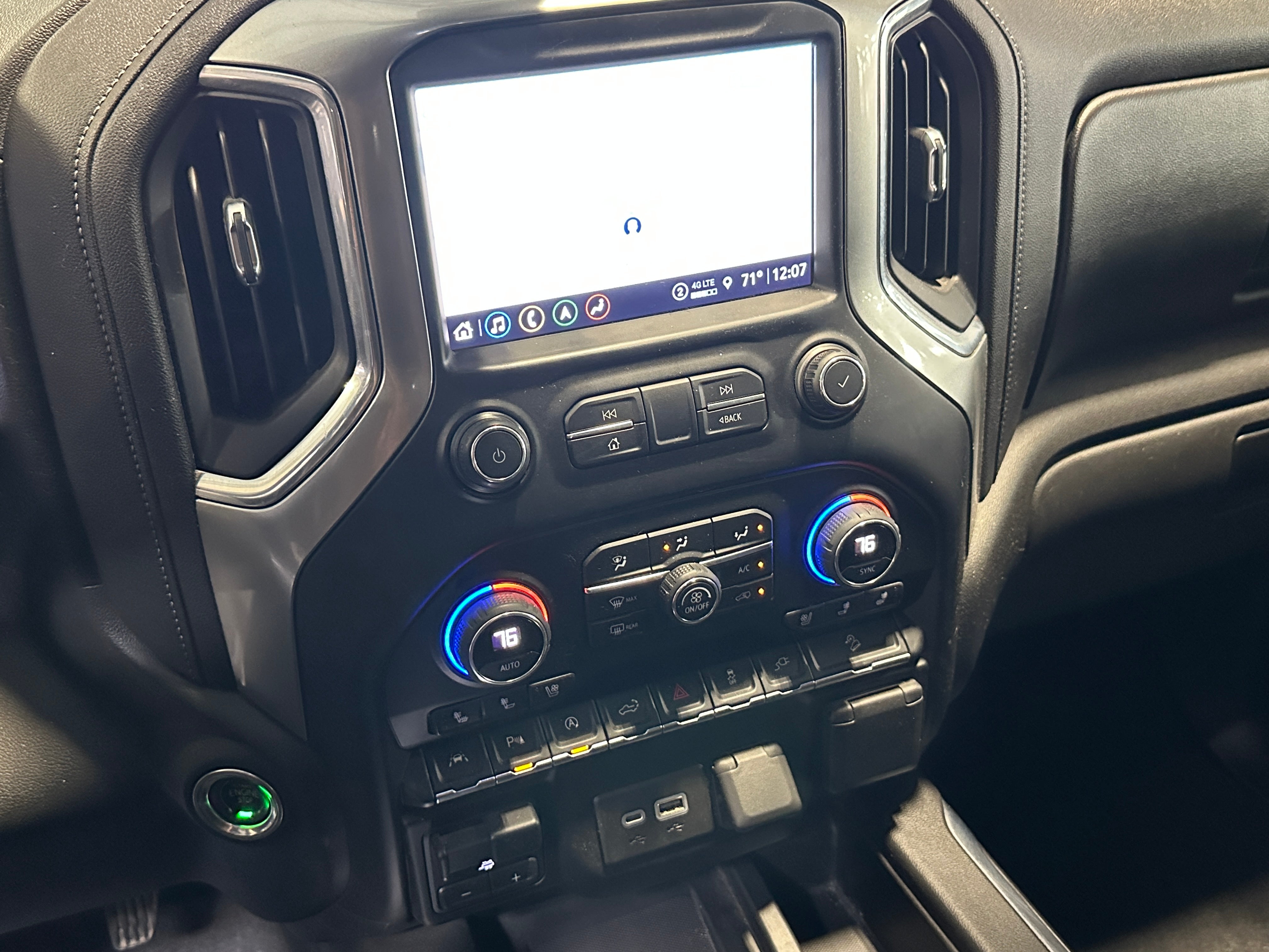 2021 Chevrolet Silverado 1500 LTZ 3