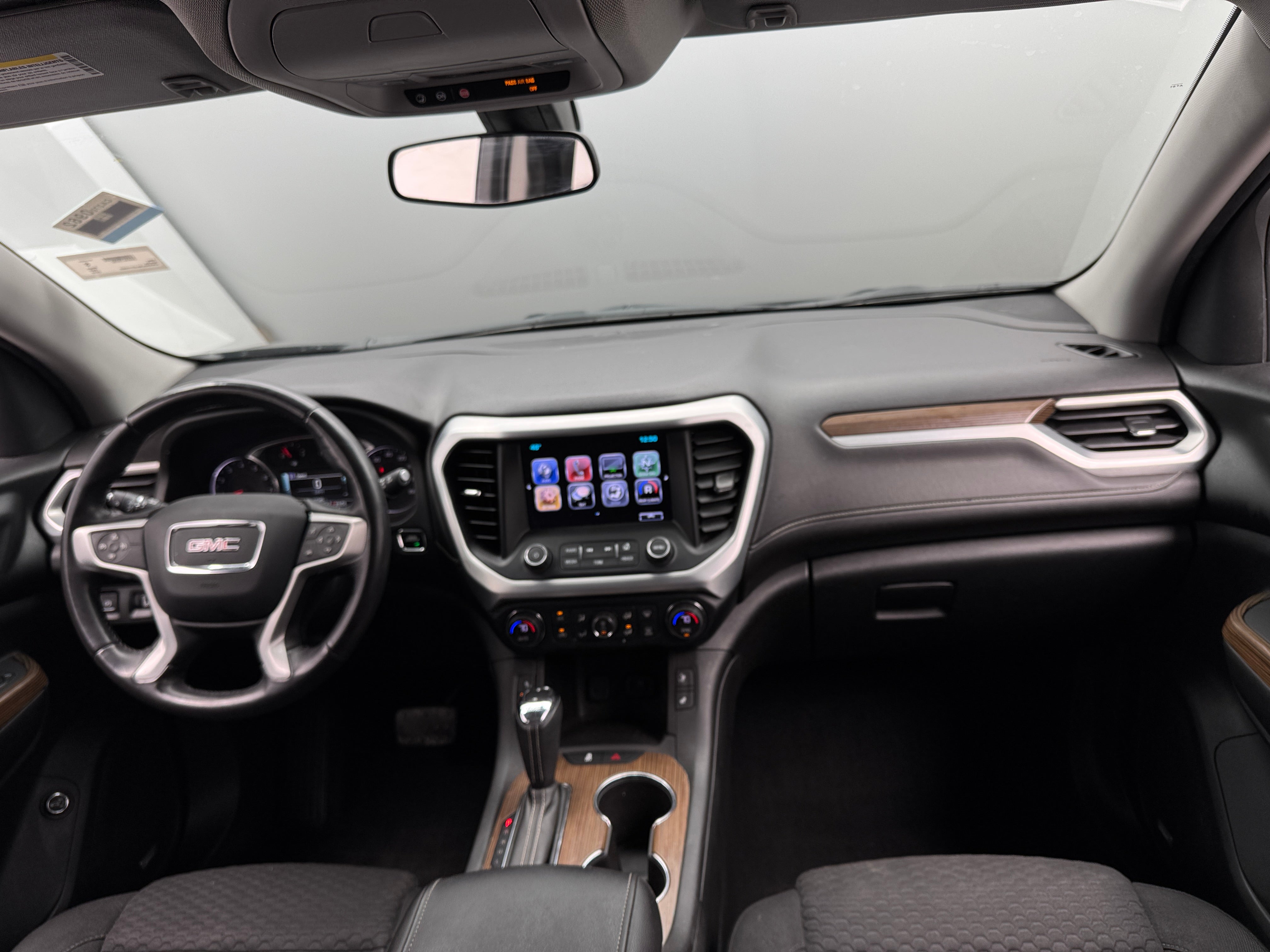 2018 GMC Acadia SLE 3