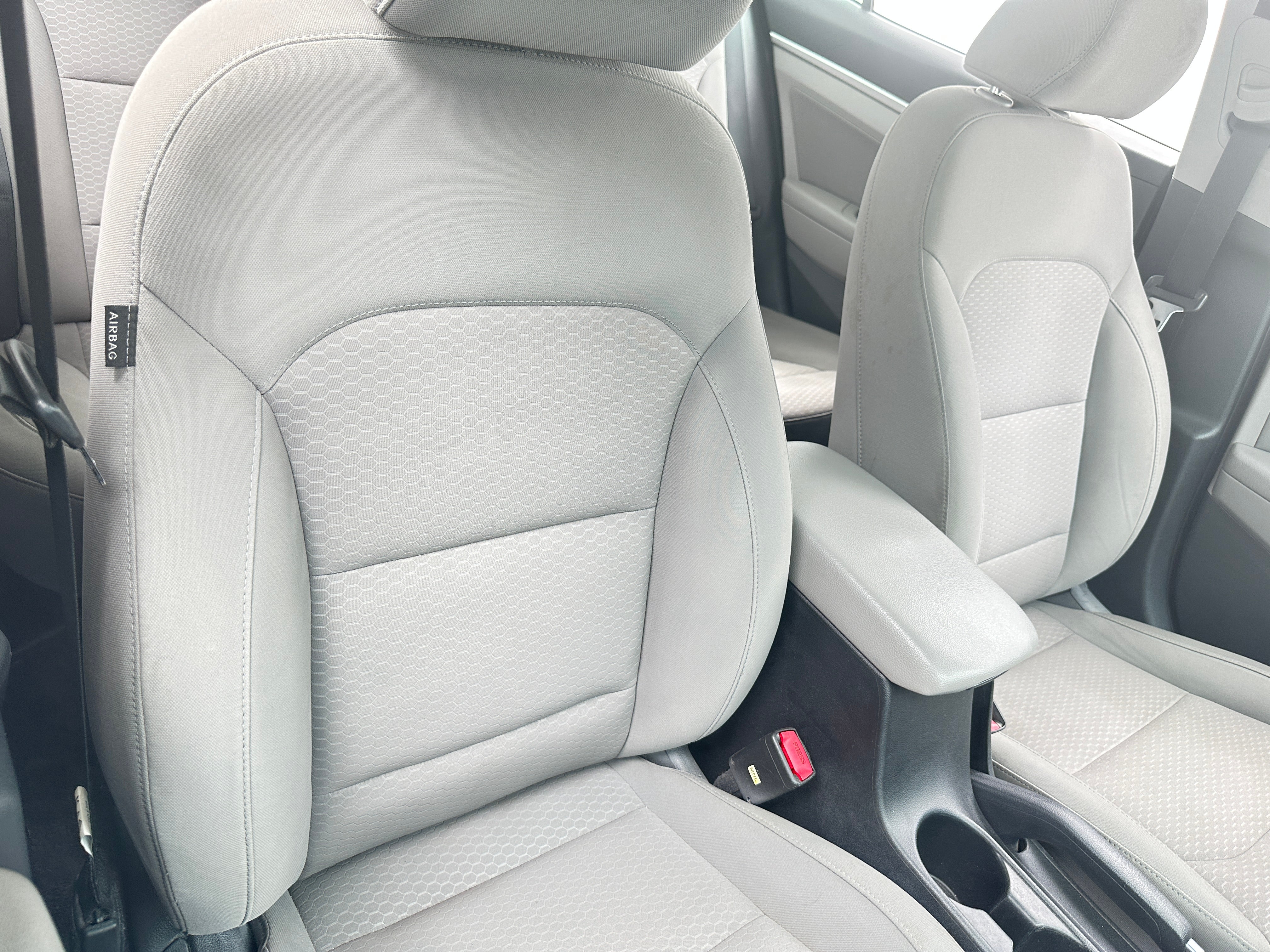 2020 Hyundai Elantra Value Edition 2