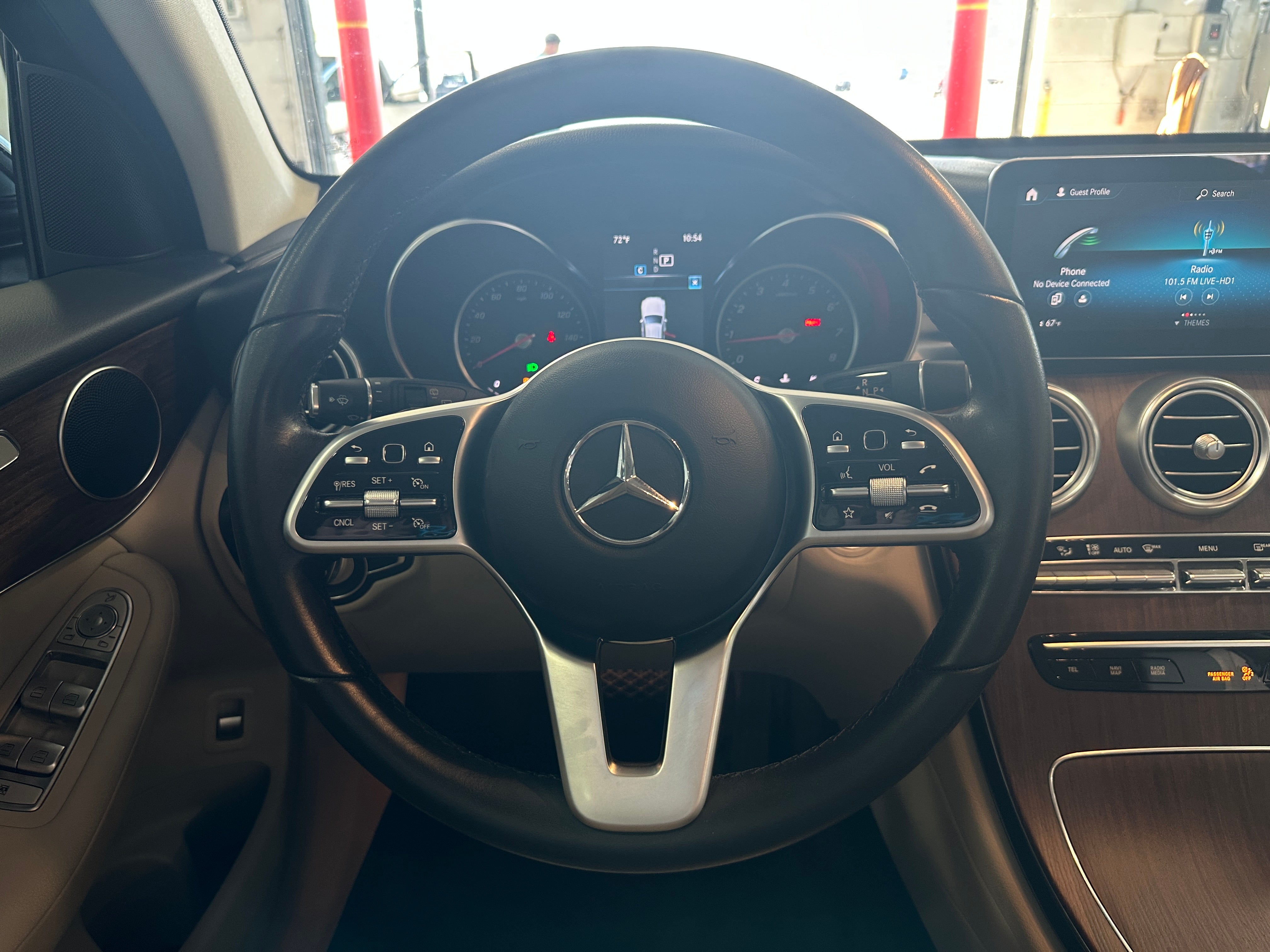 2022 Mercedes-Benz GLC 300 4