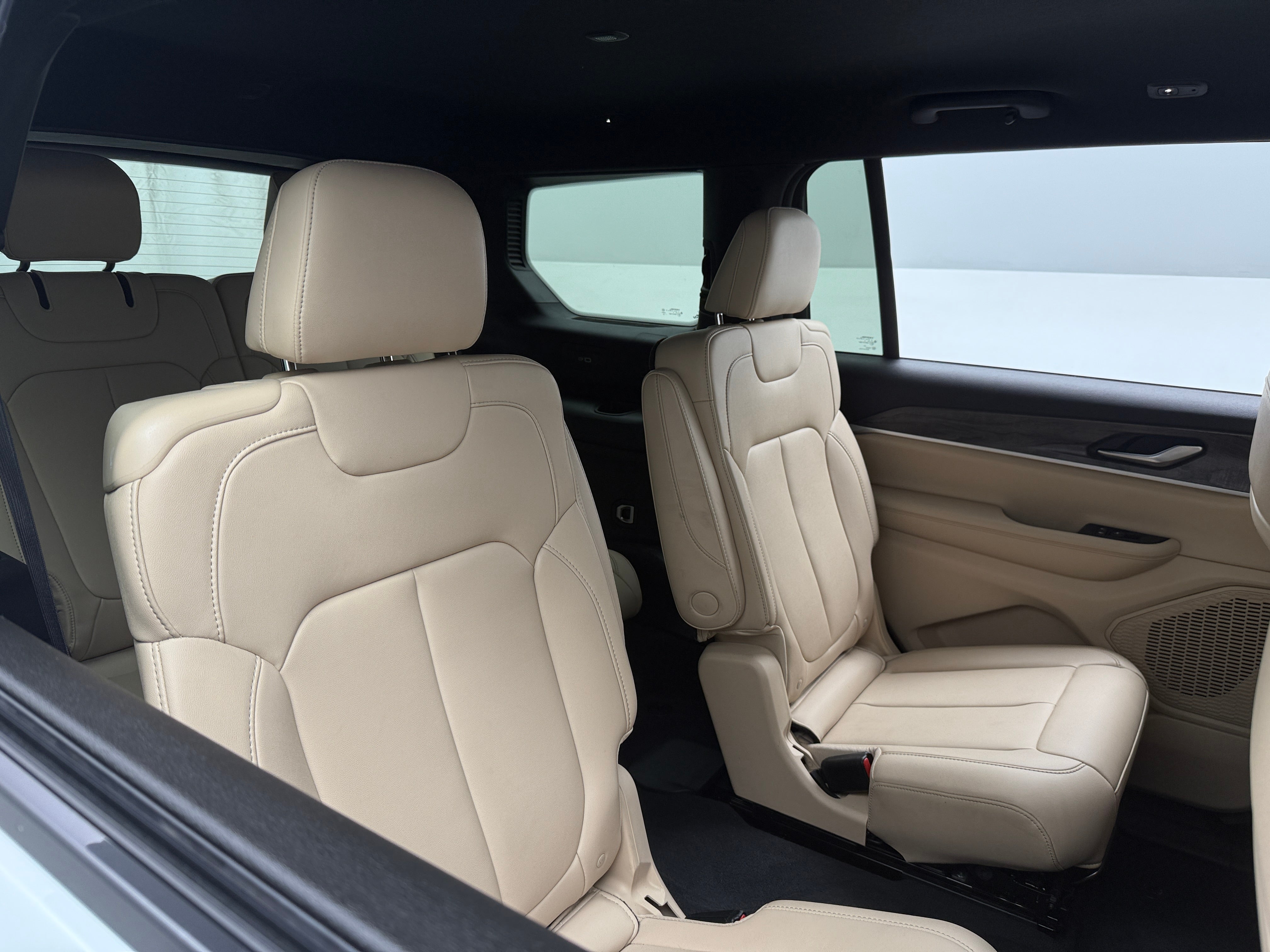 2024 Jeep Grand Cherokee L Limited Edition 5