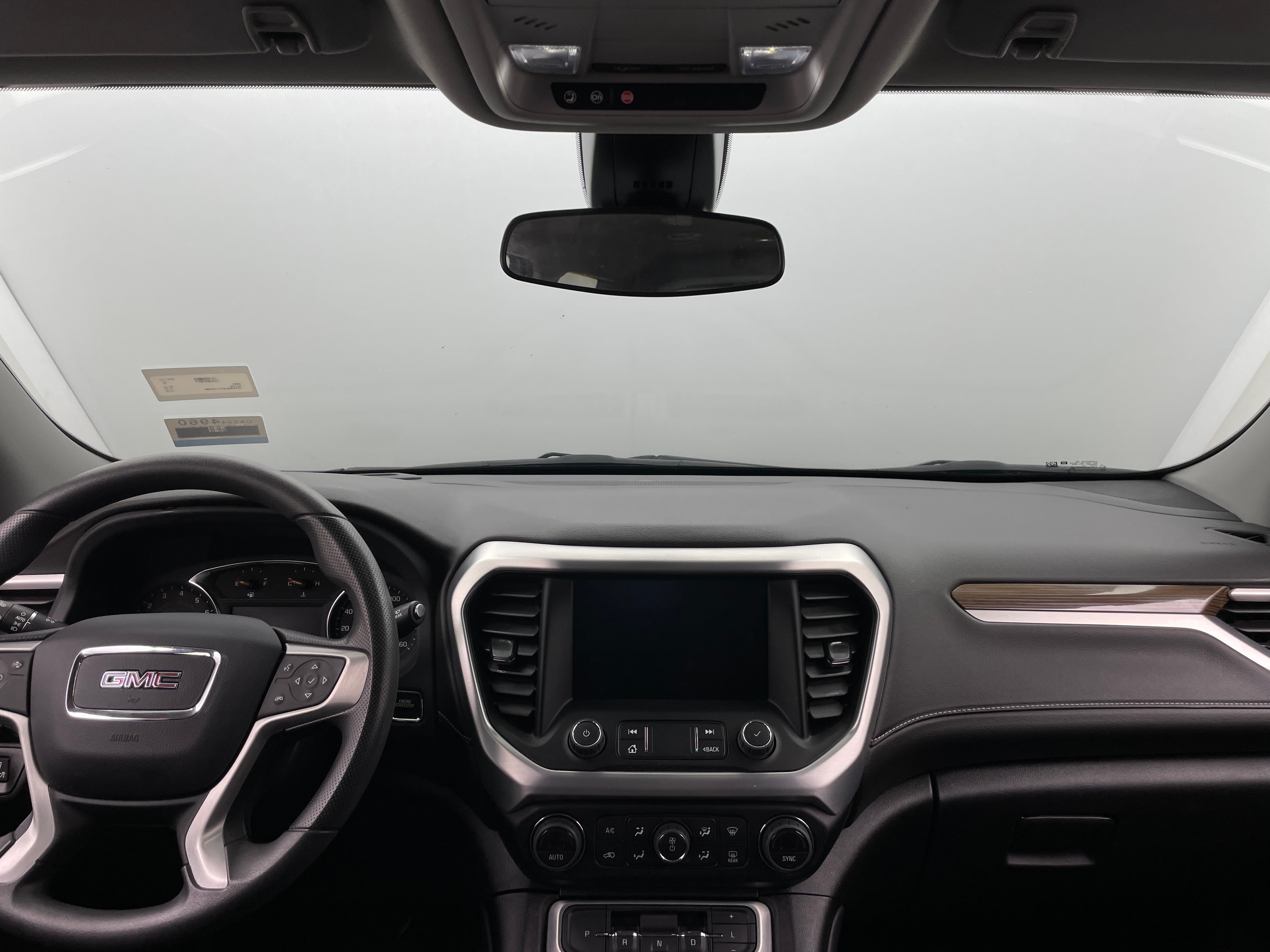 2023 GMC Acadia SLE 3