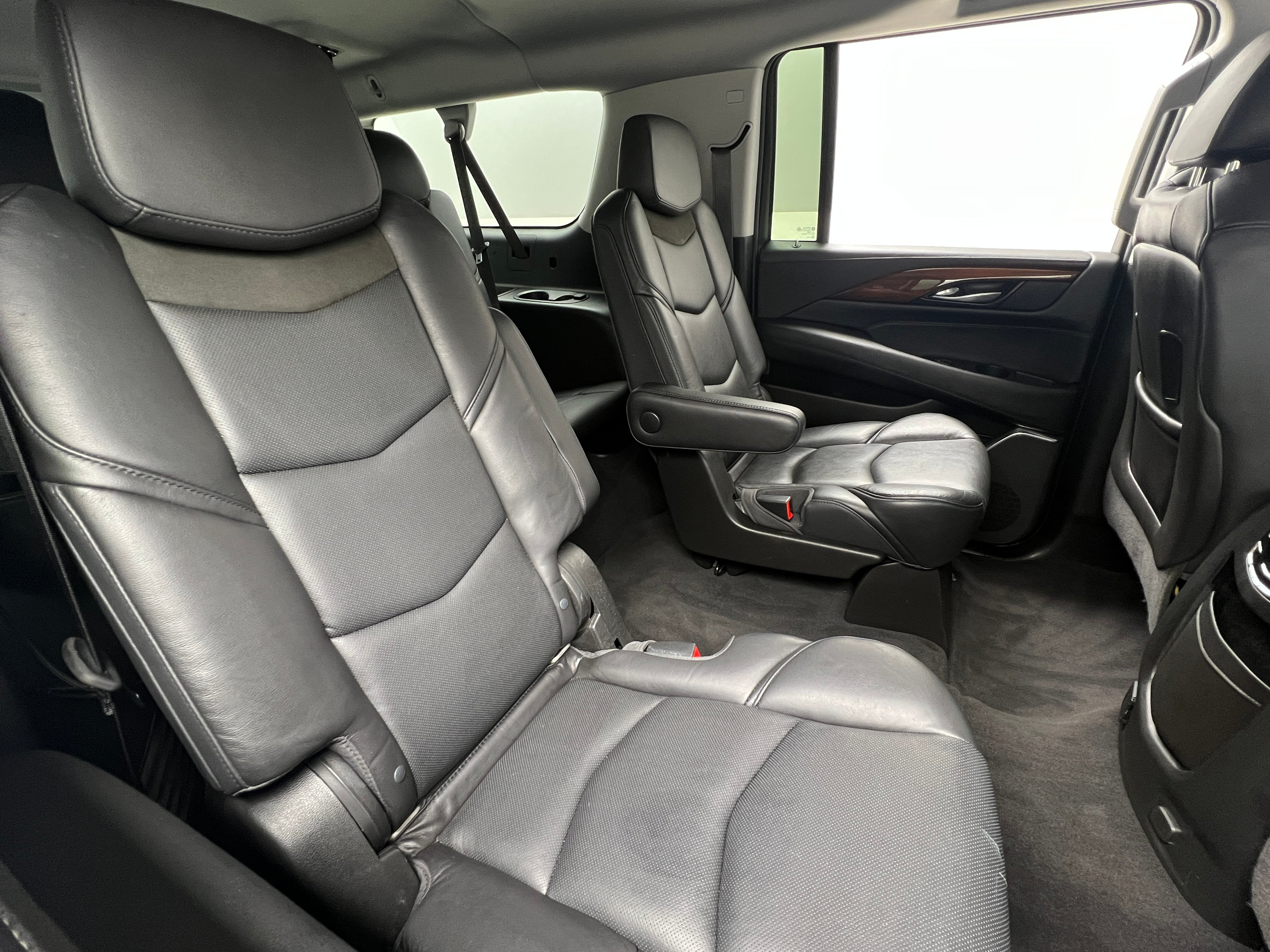 2018 Cadillac Escalade ESV Luxury 5