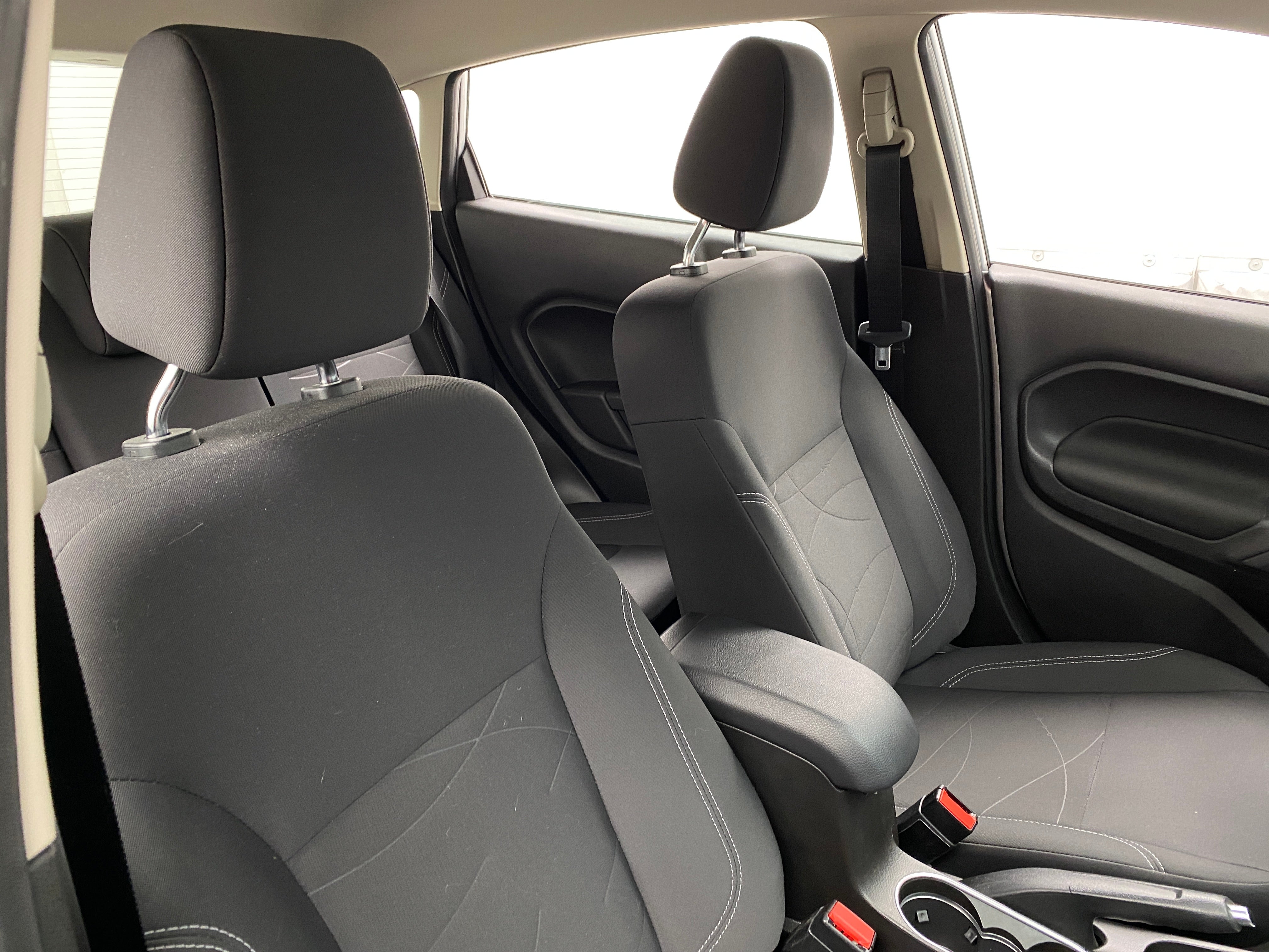 2019 Ford Fiesta SE 2