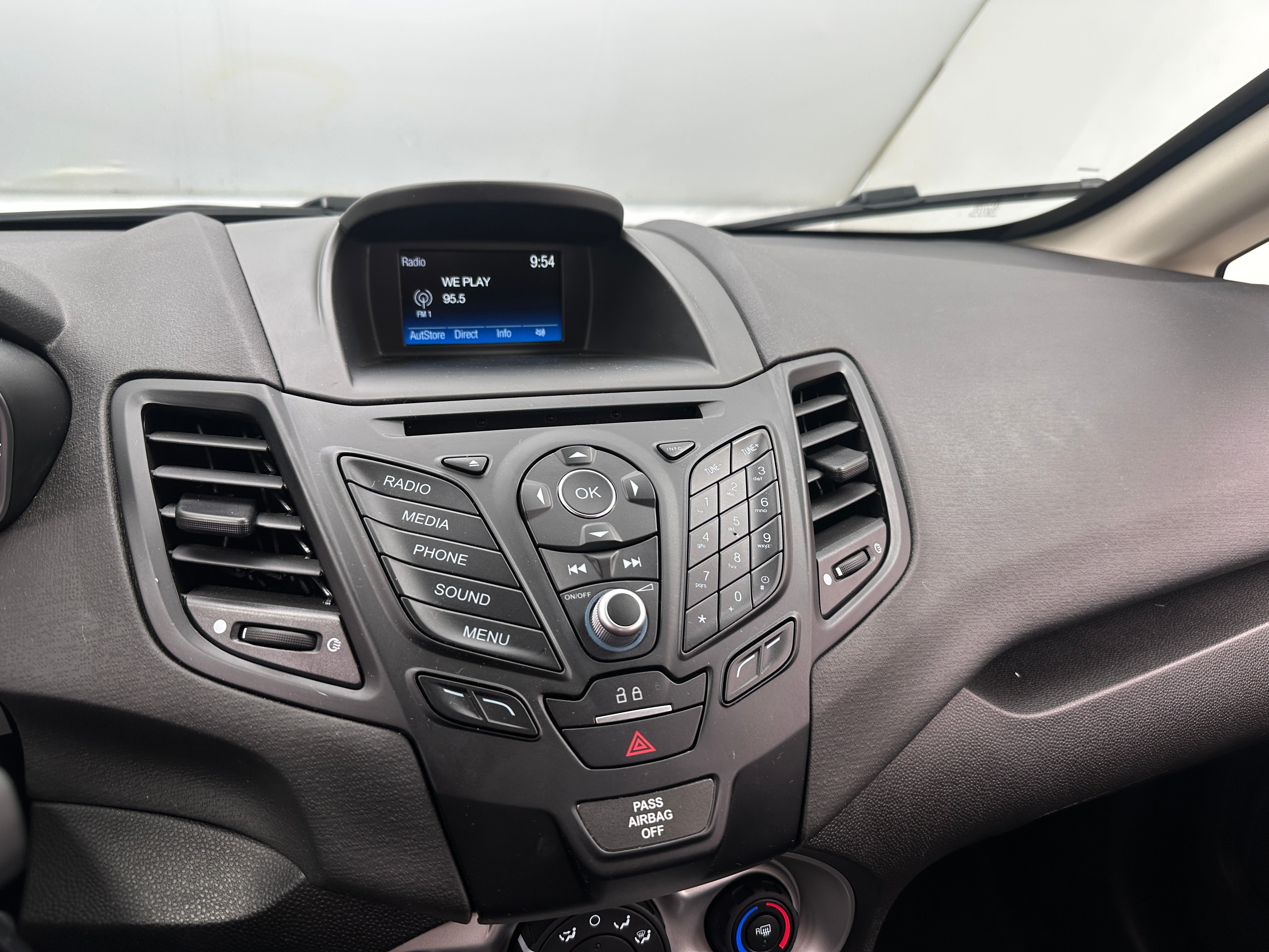 2019 Ford Fiesta SE 4