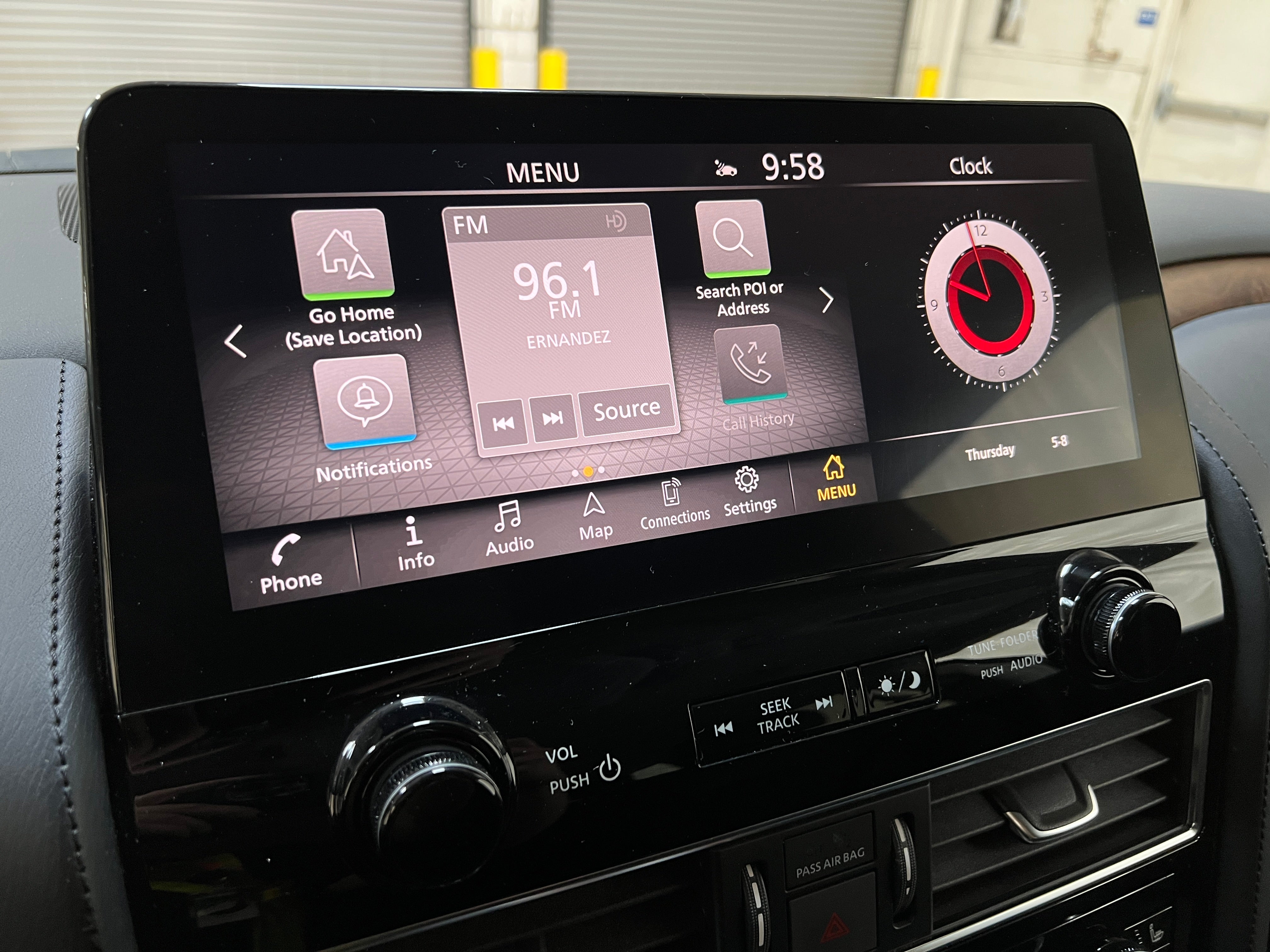 2023 Nissan Armada SL 3