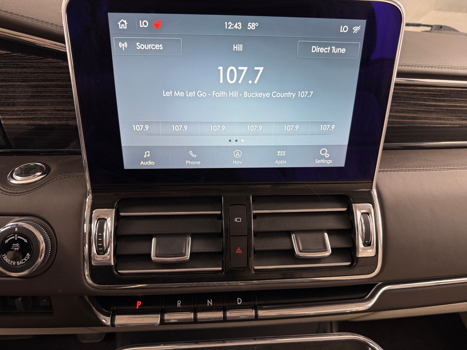 Thumbnail: 2020 Lincoln Navigator - 3