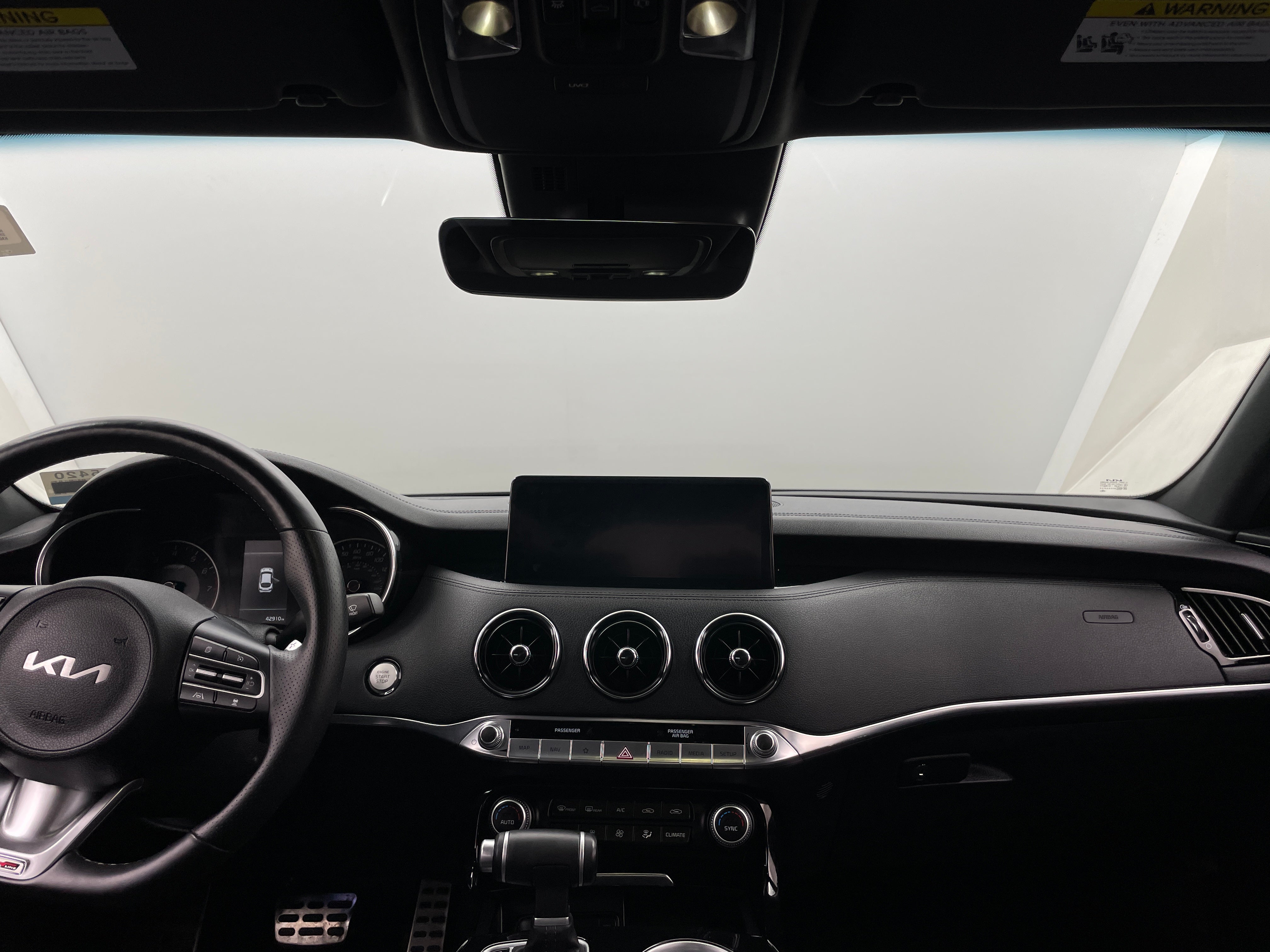 2022 Kia Stinger GT-Line 2