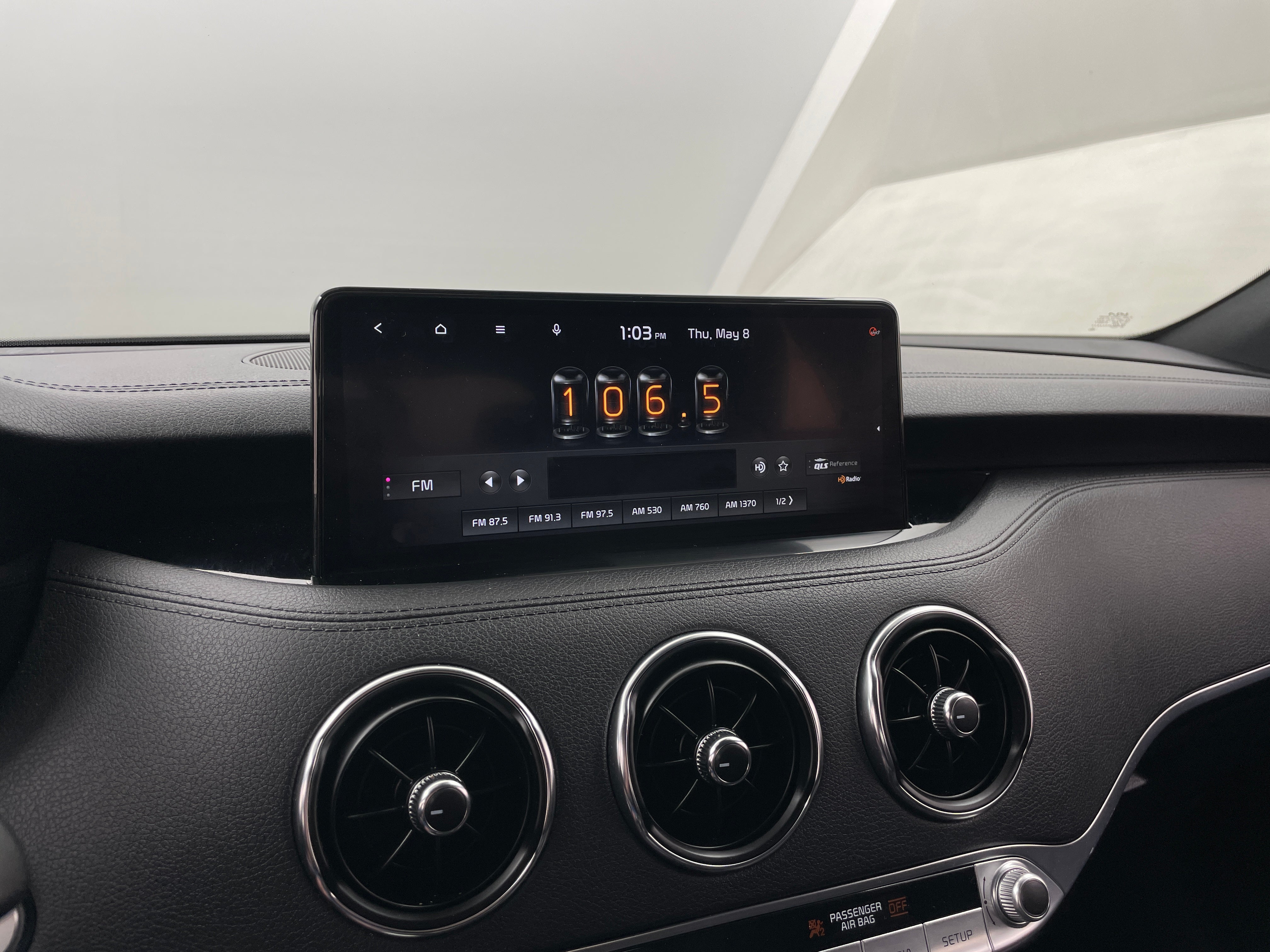 2022 Kia Stinger GT-Line 3